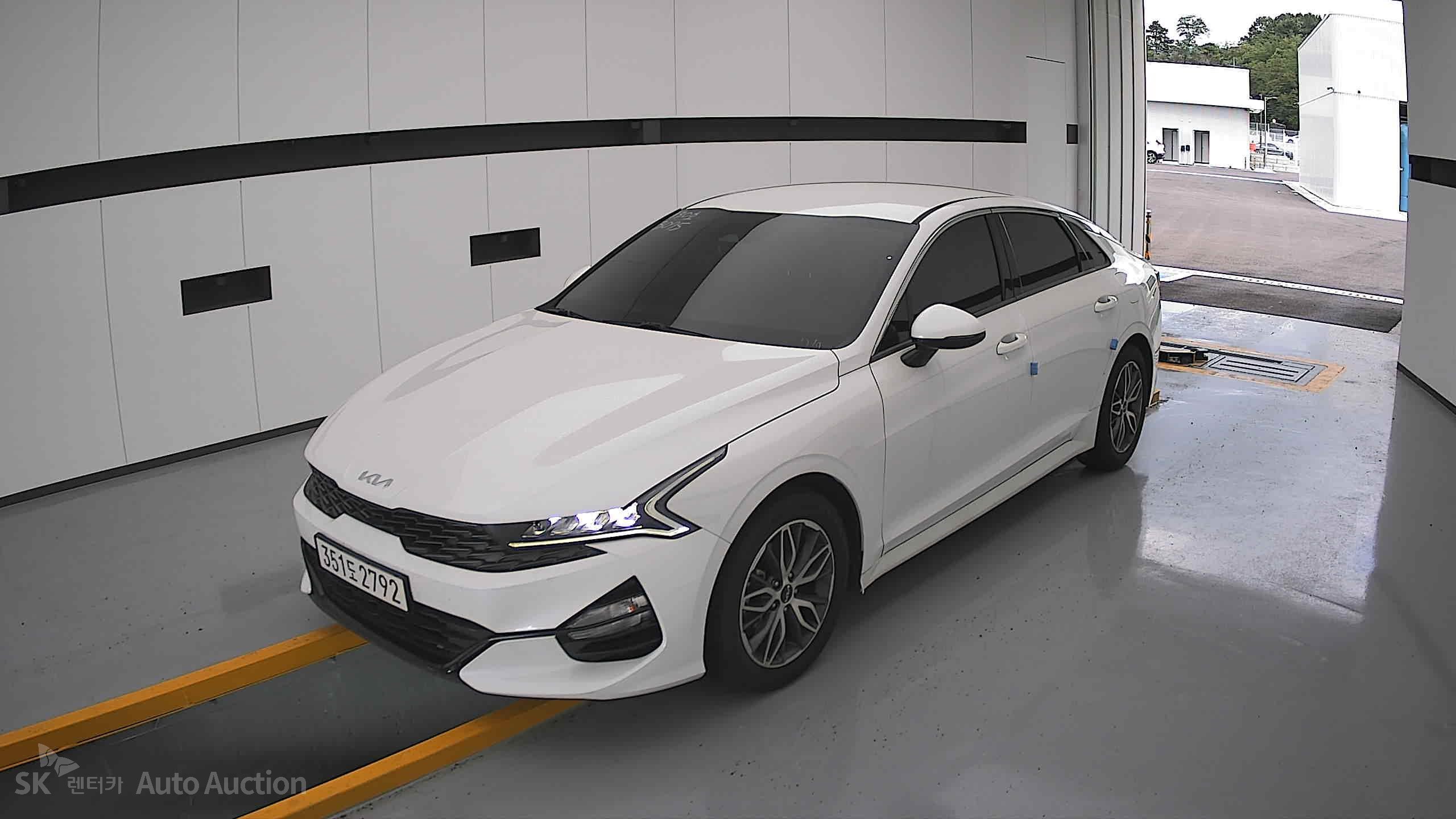 2023 - kia k5