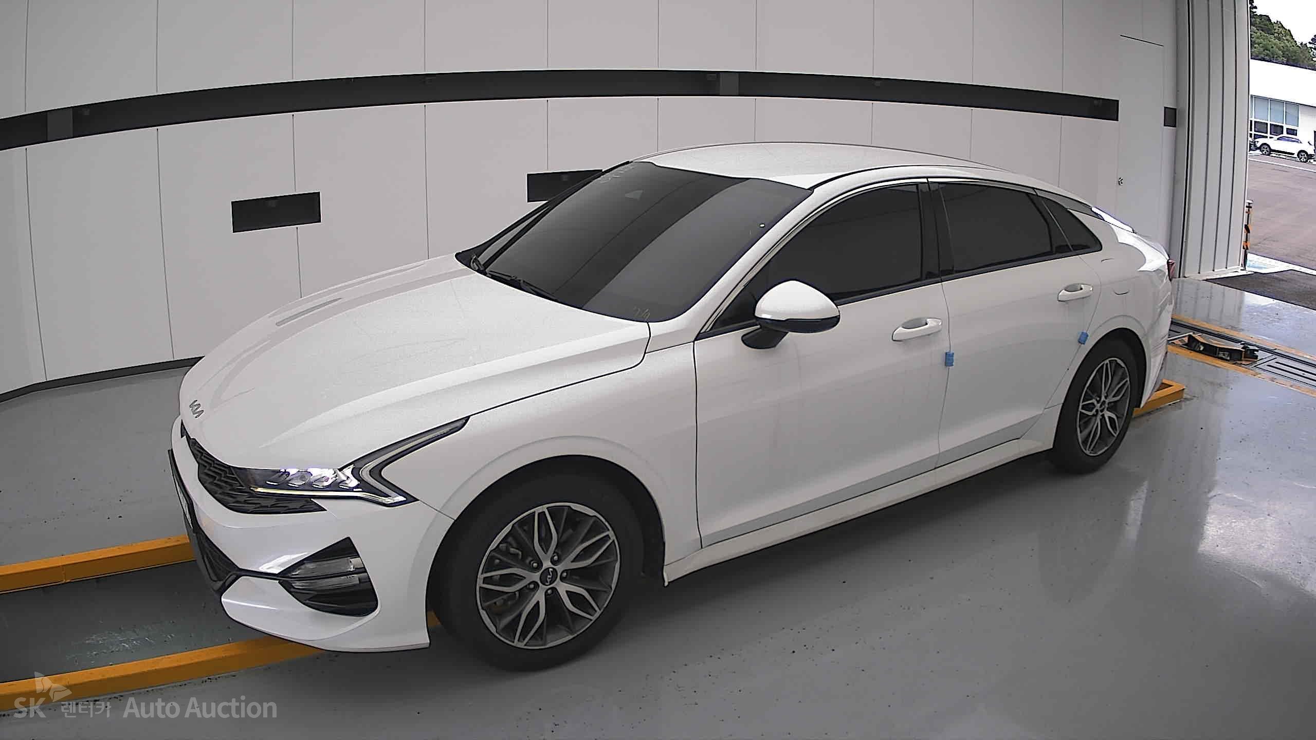 2023 - kia k5