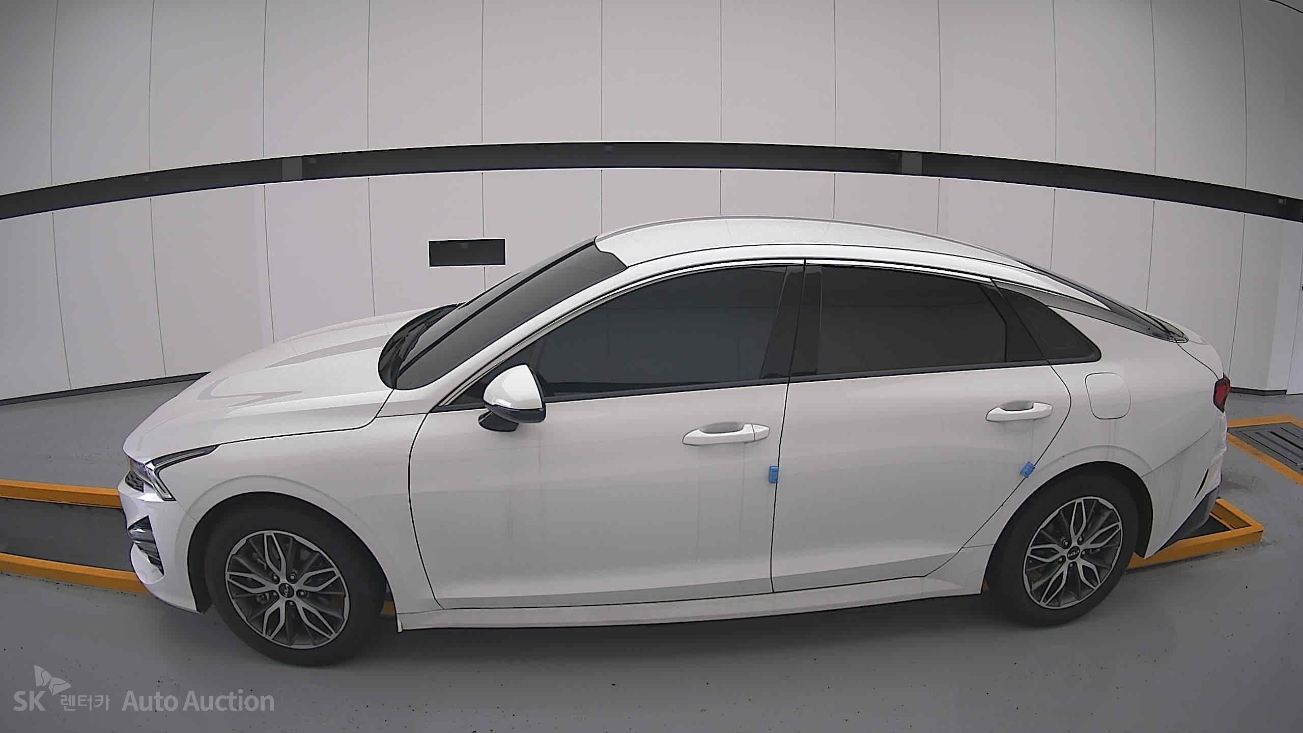 2023 - kia k5