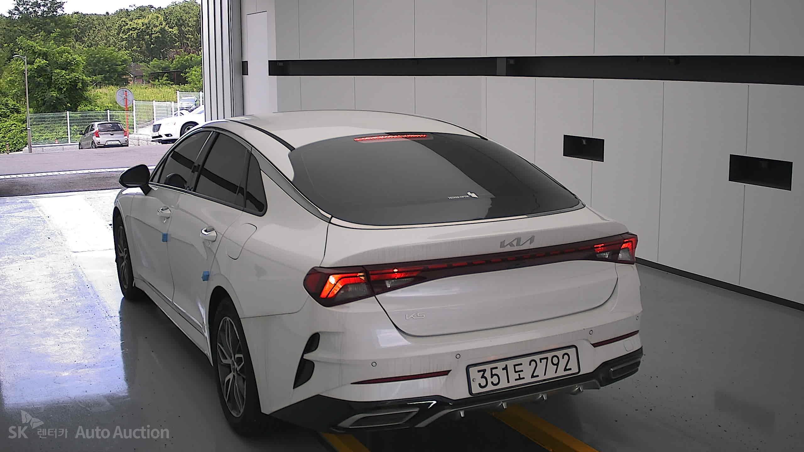 2023 - kia k5