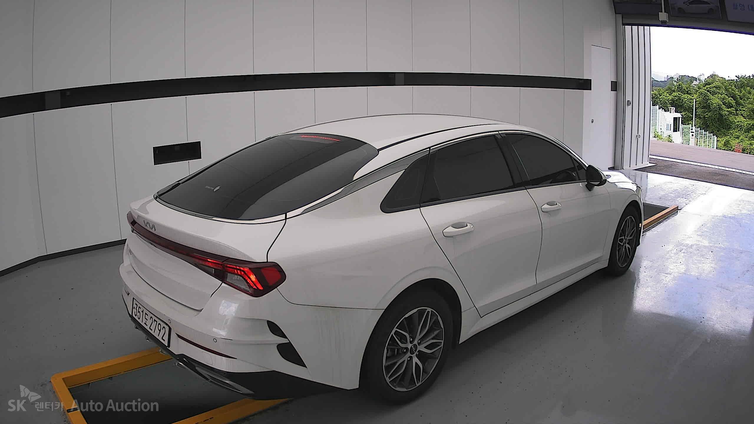 2023 - kia k5