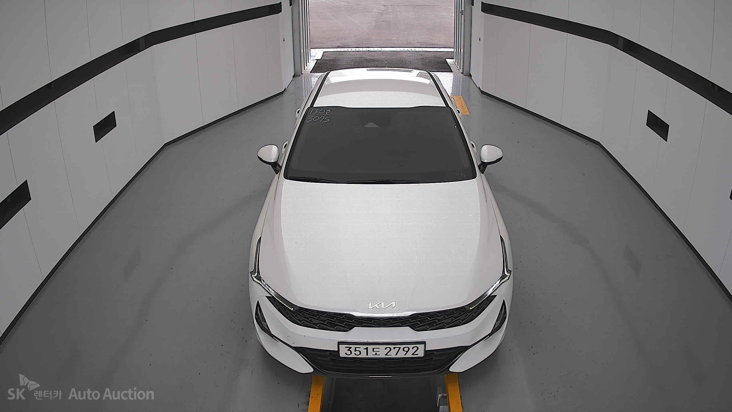 2023 - kia k5