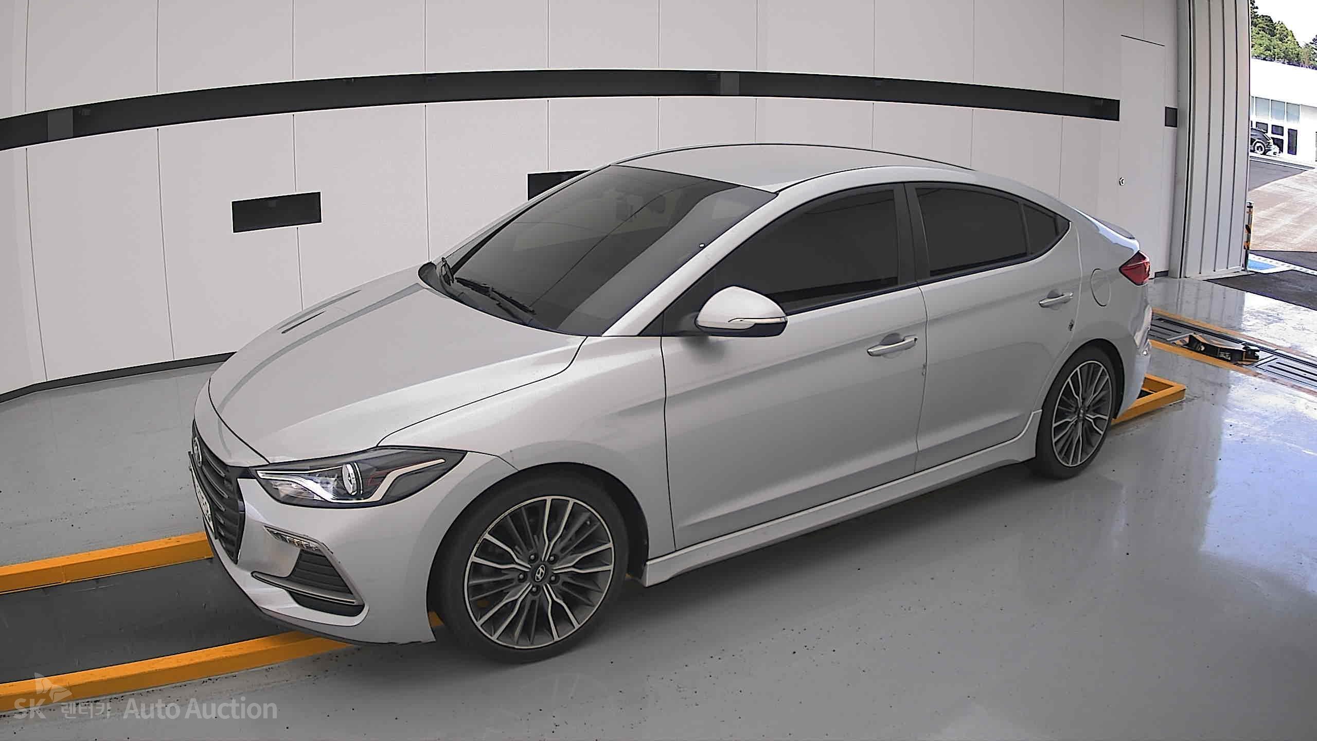 2018 - hyundai avante ad