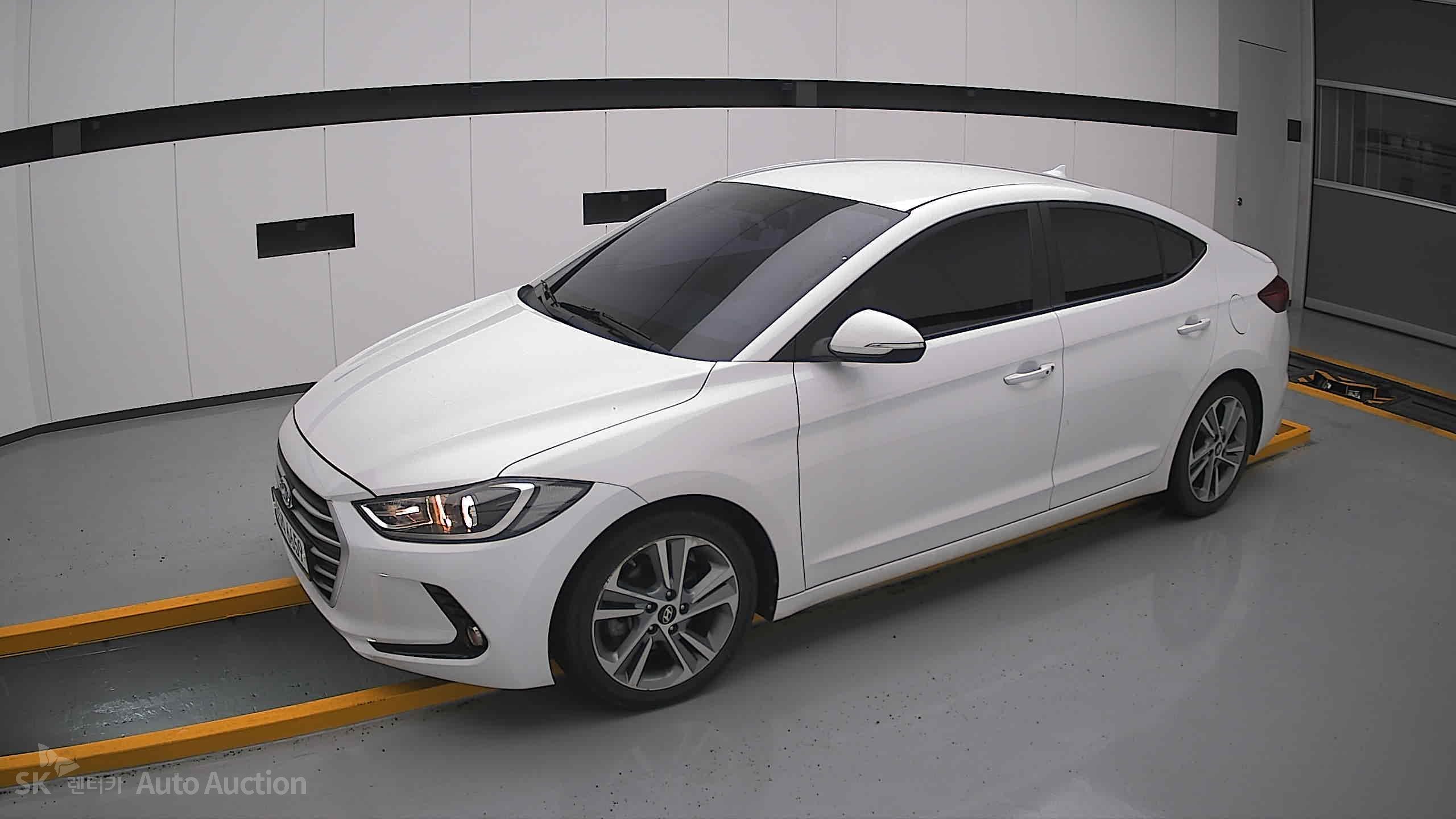 2017 - hyundai avante ad