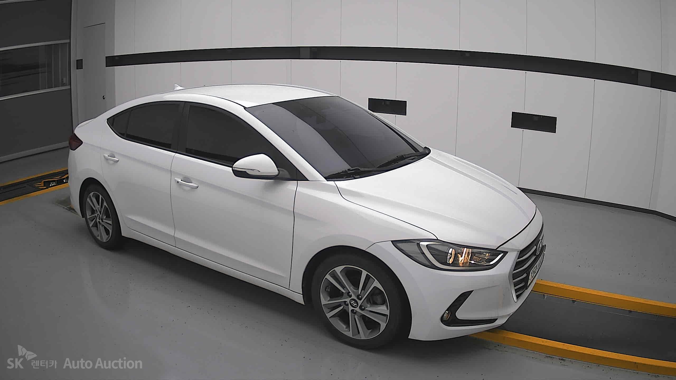 2017 - hyundai avante ad