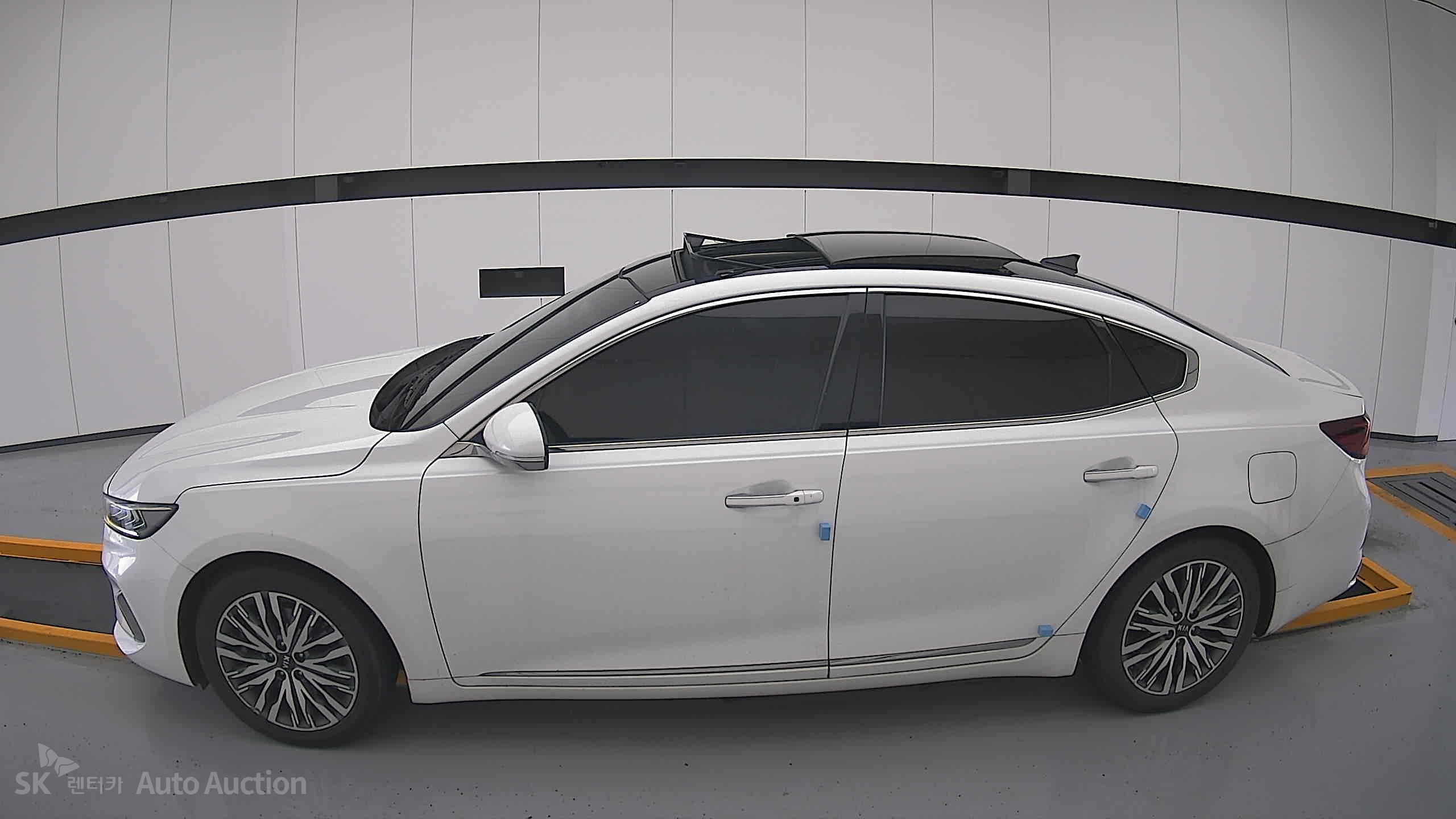 2021 - kia k7