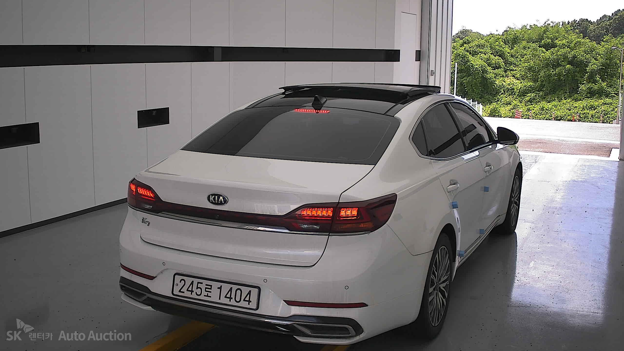 2021 - kia k7