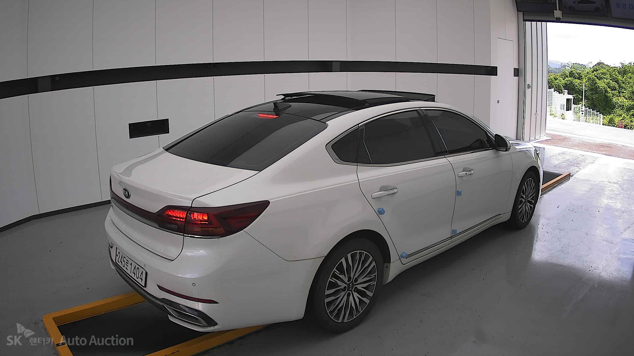 2021 - kia k7