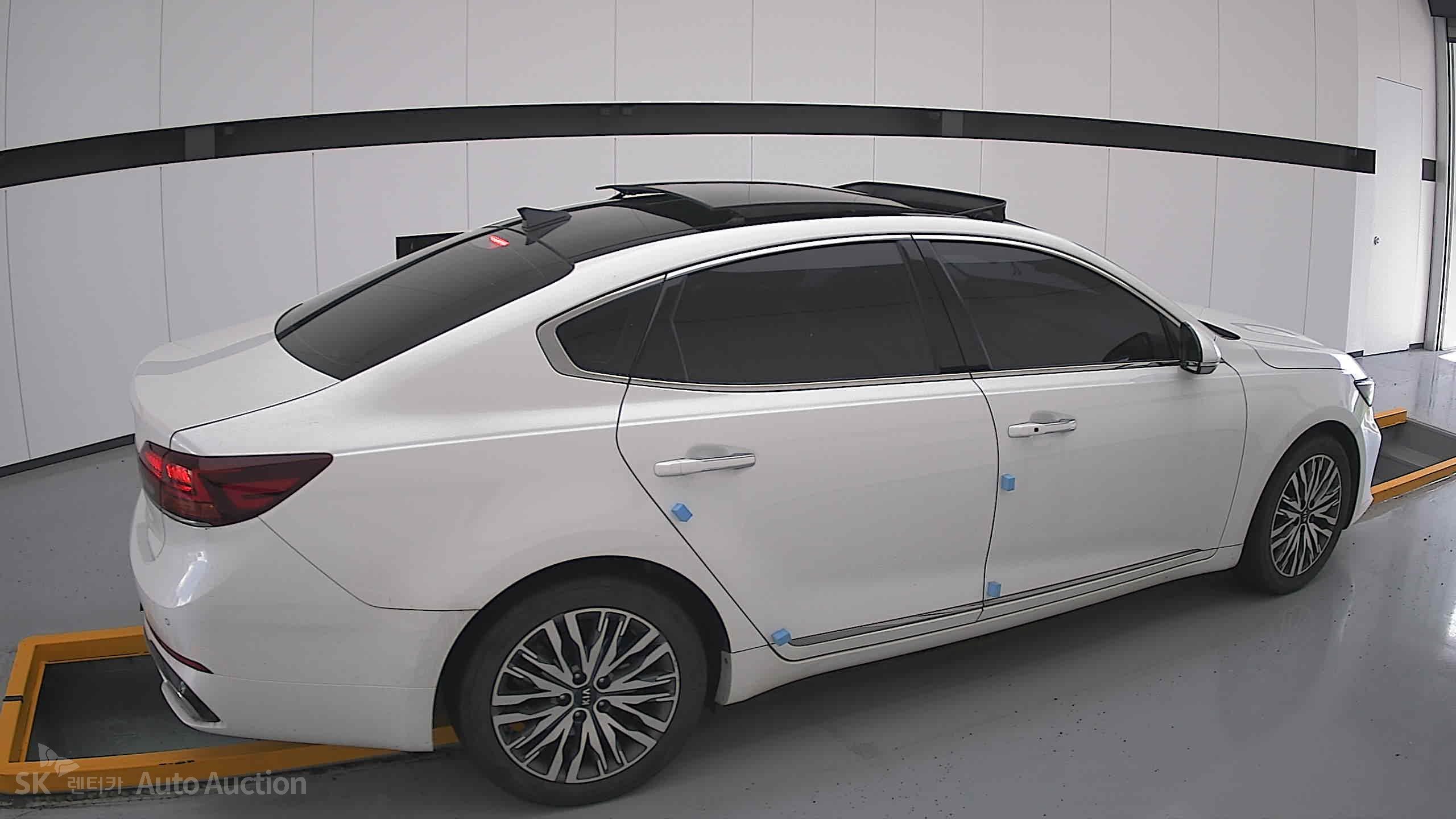 2021 - kia k7
