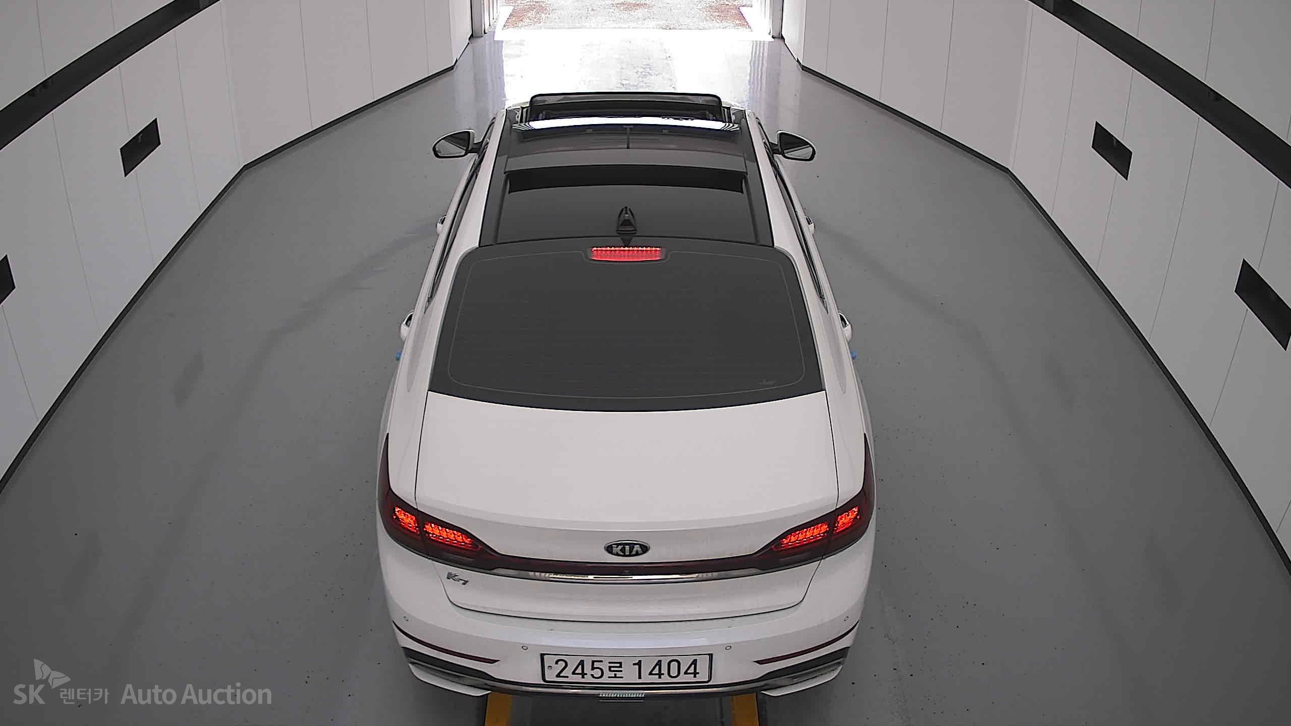 2021 - kia k7