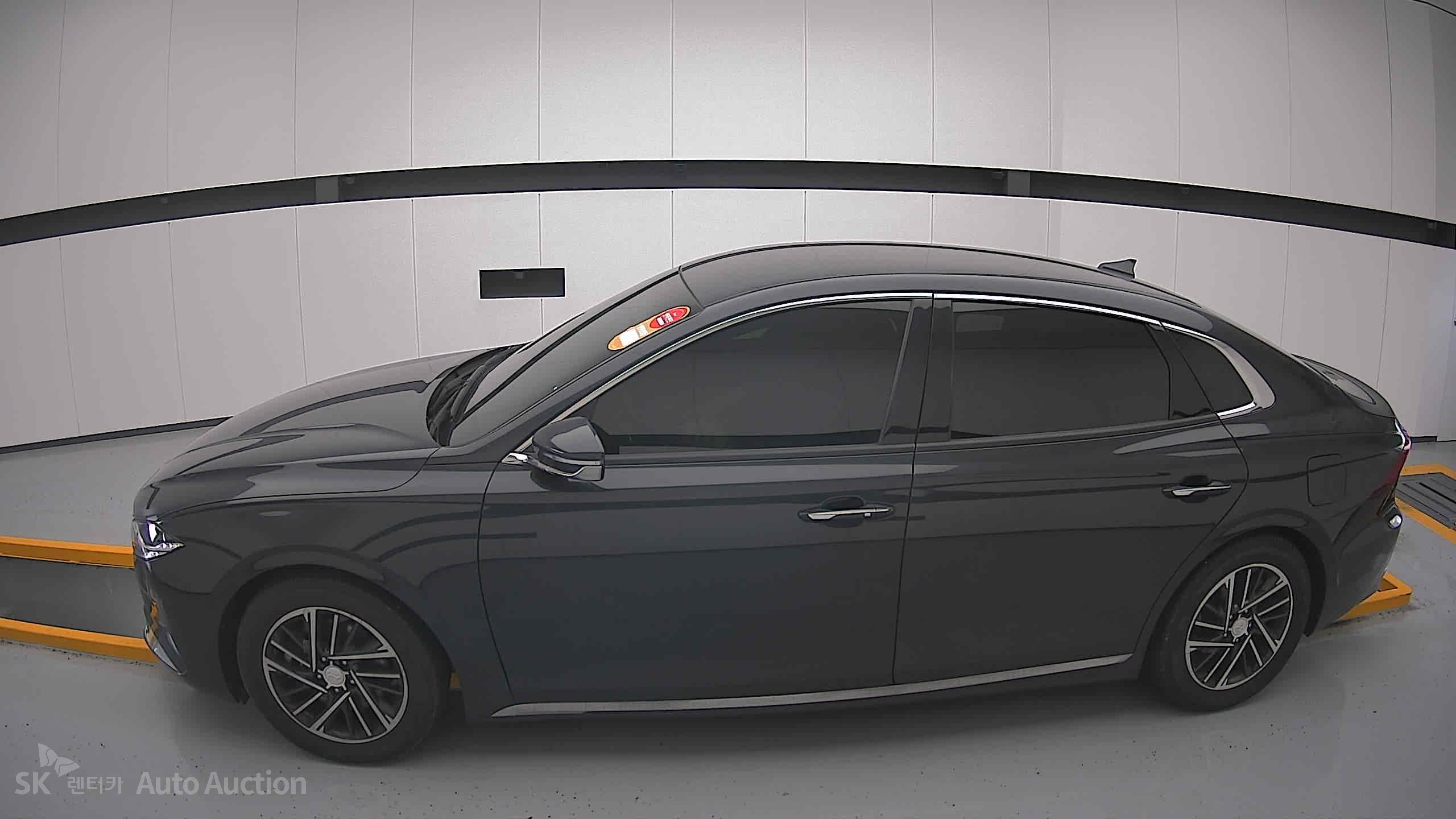 2022 - hyundai grandeur