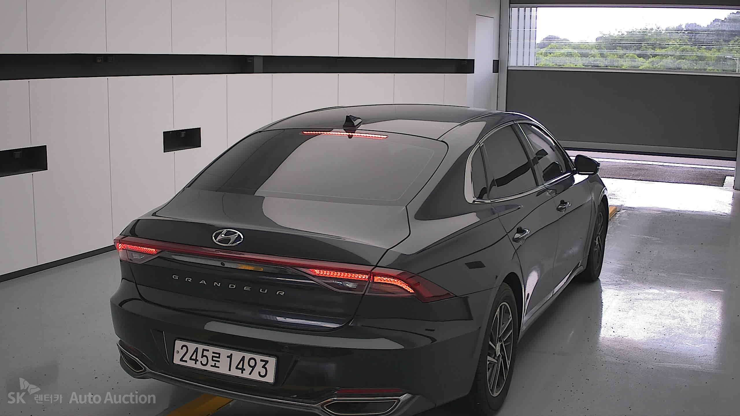 2022 - hyundai grandeur