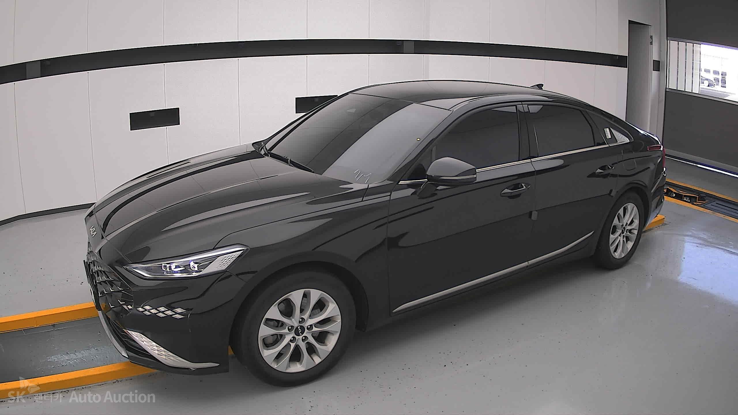 2023 - kia k8