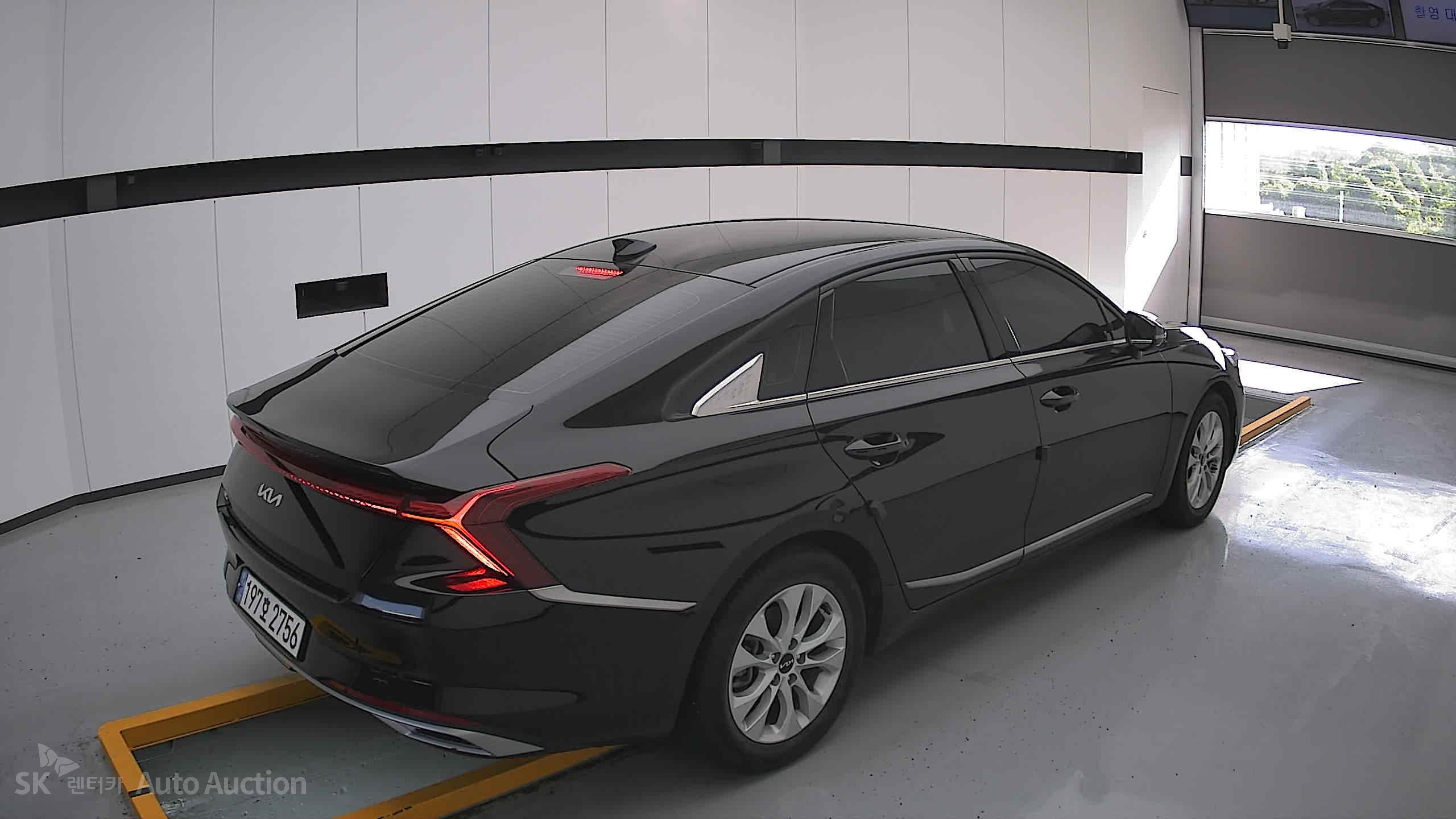 2023 - kia k8