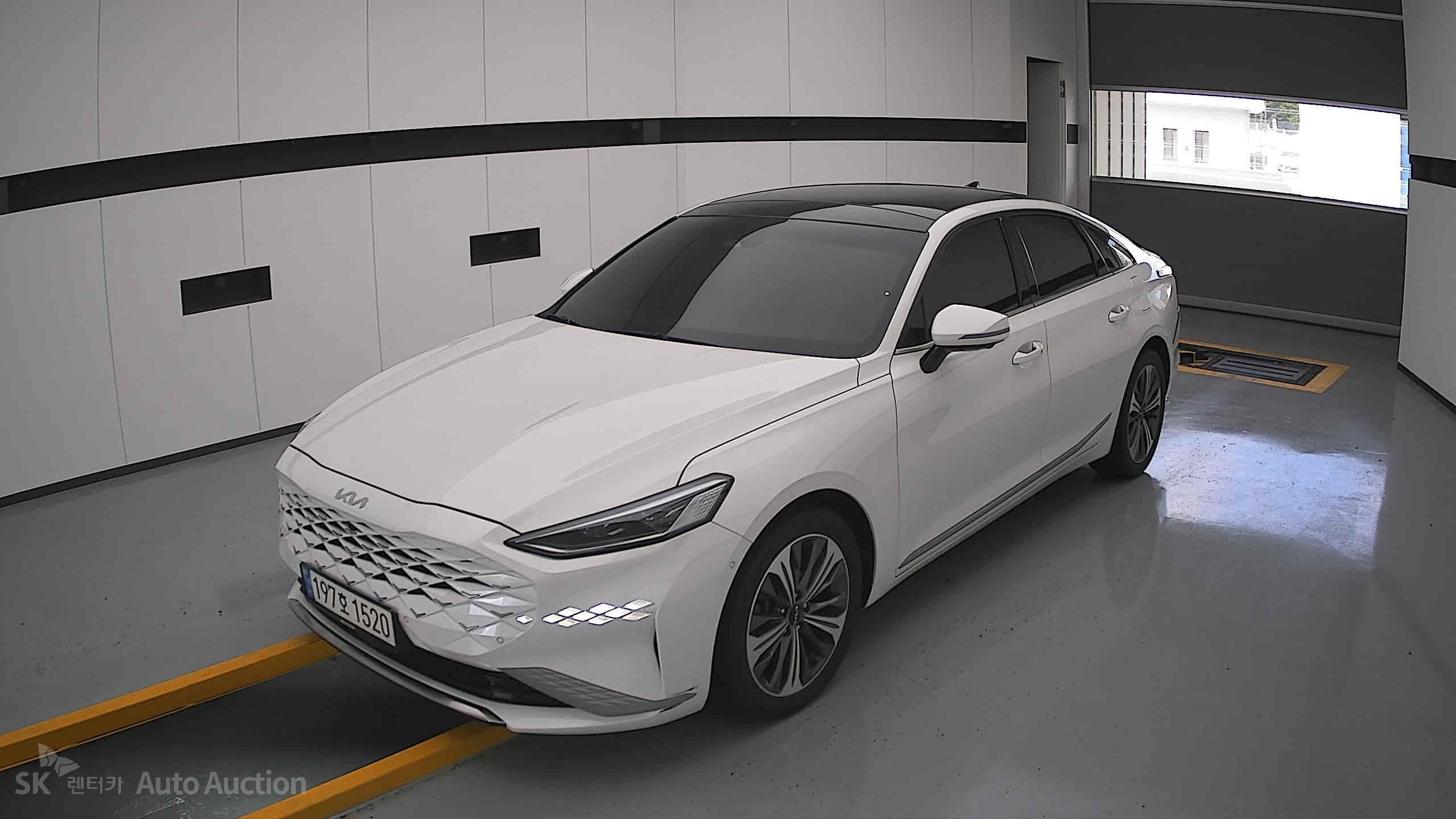2022 - kia k8