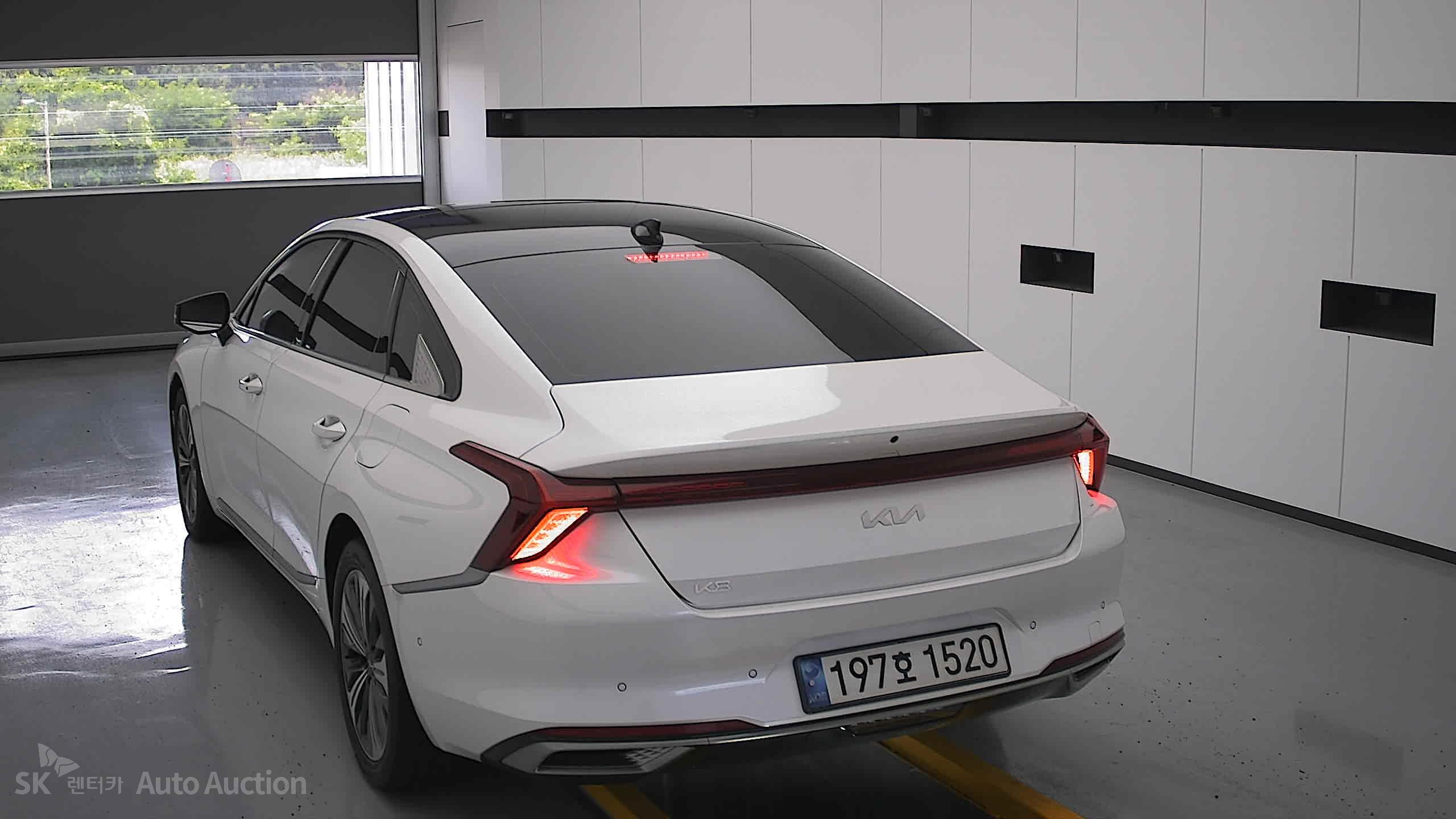 2022 - kia k8