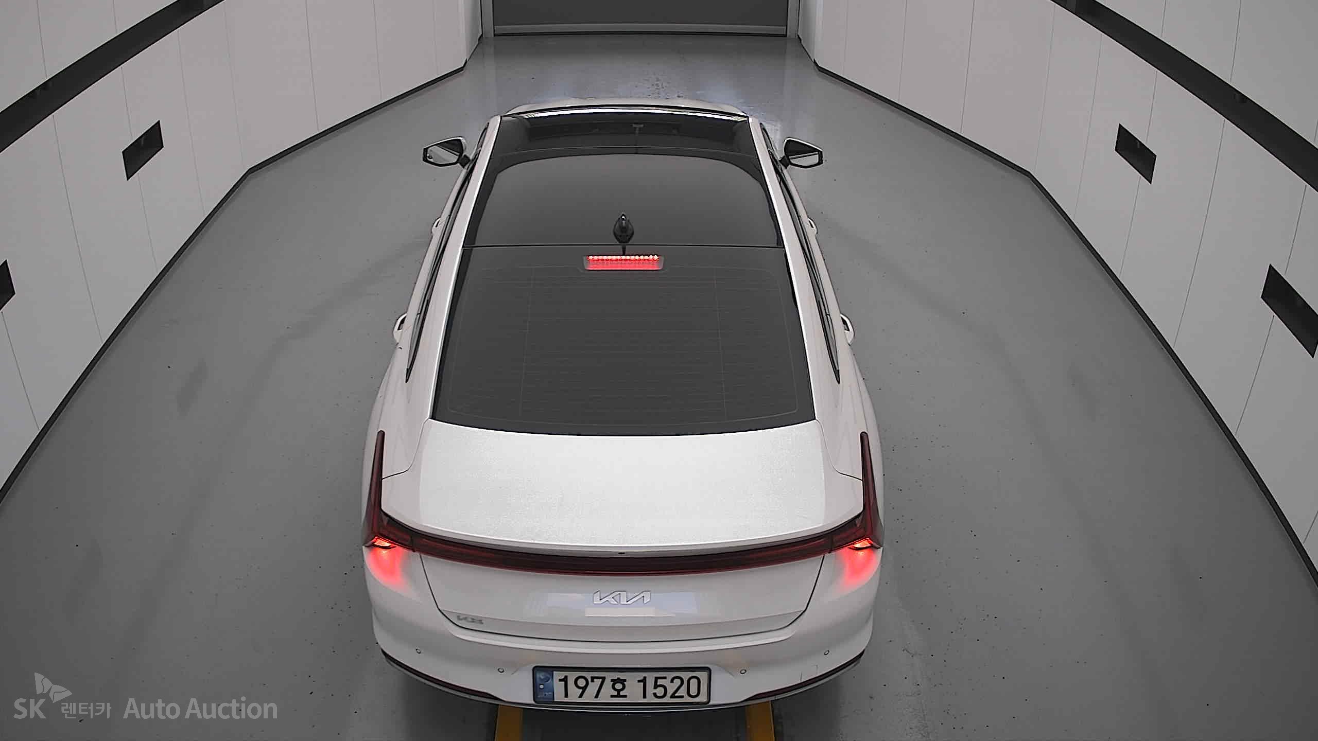 2022 - kia k8