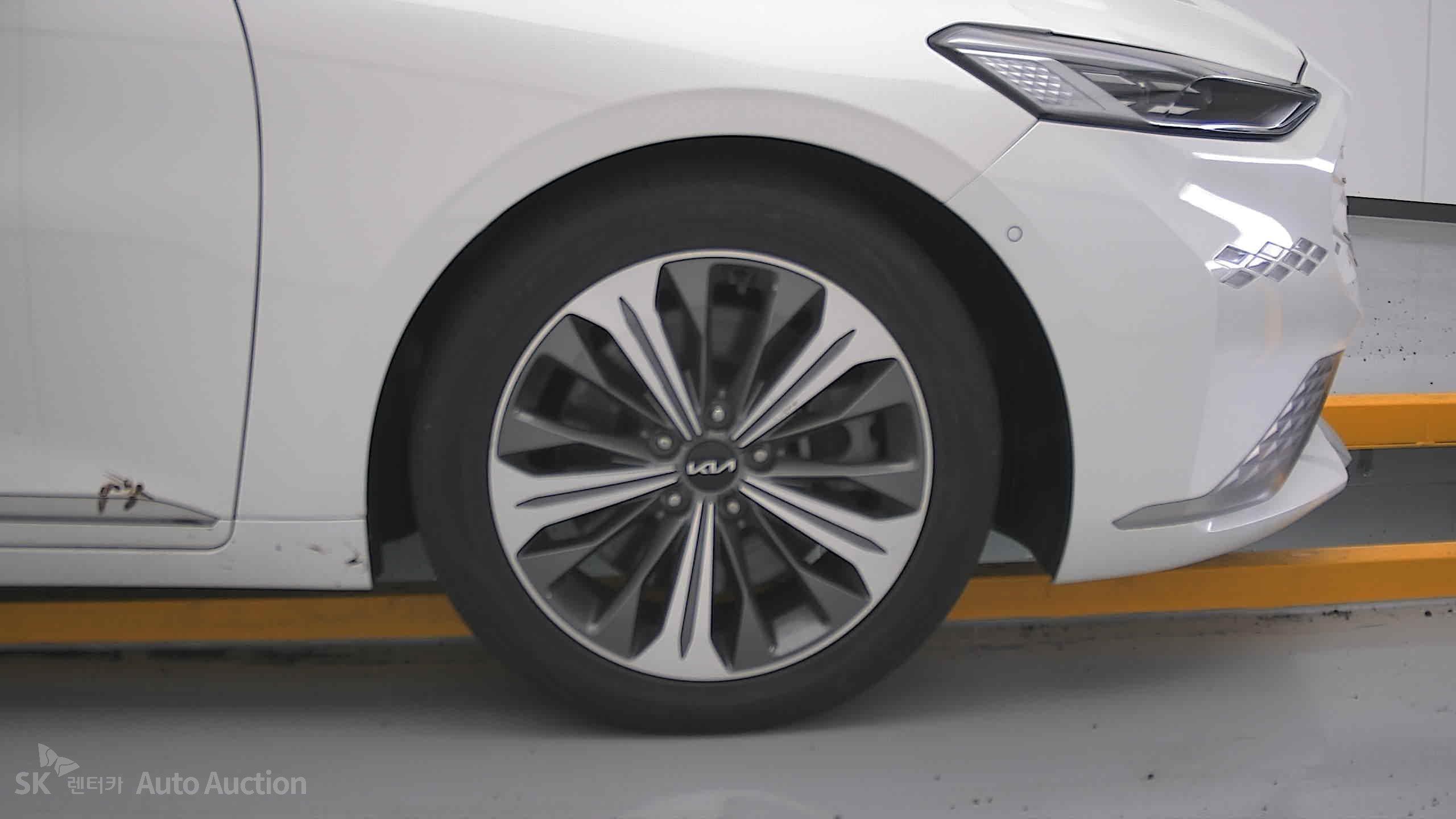 2022 - kia k8