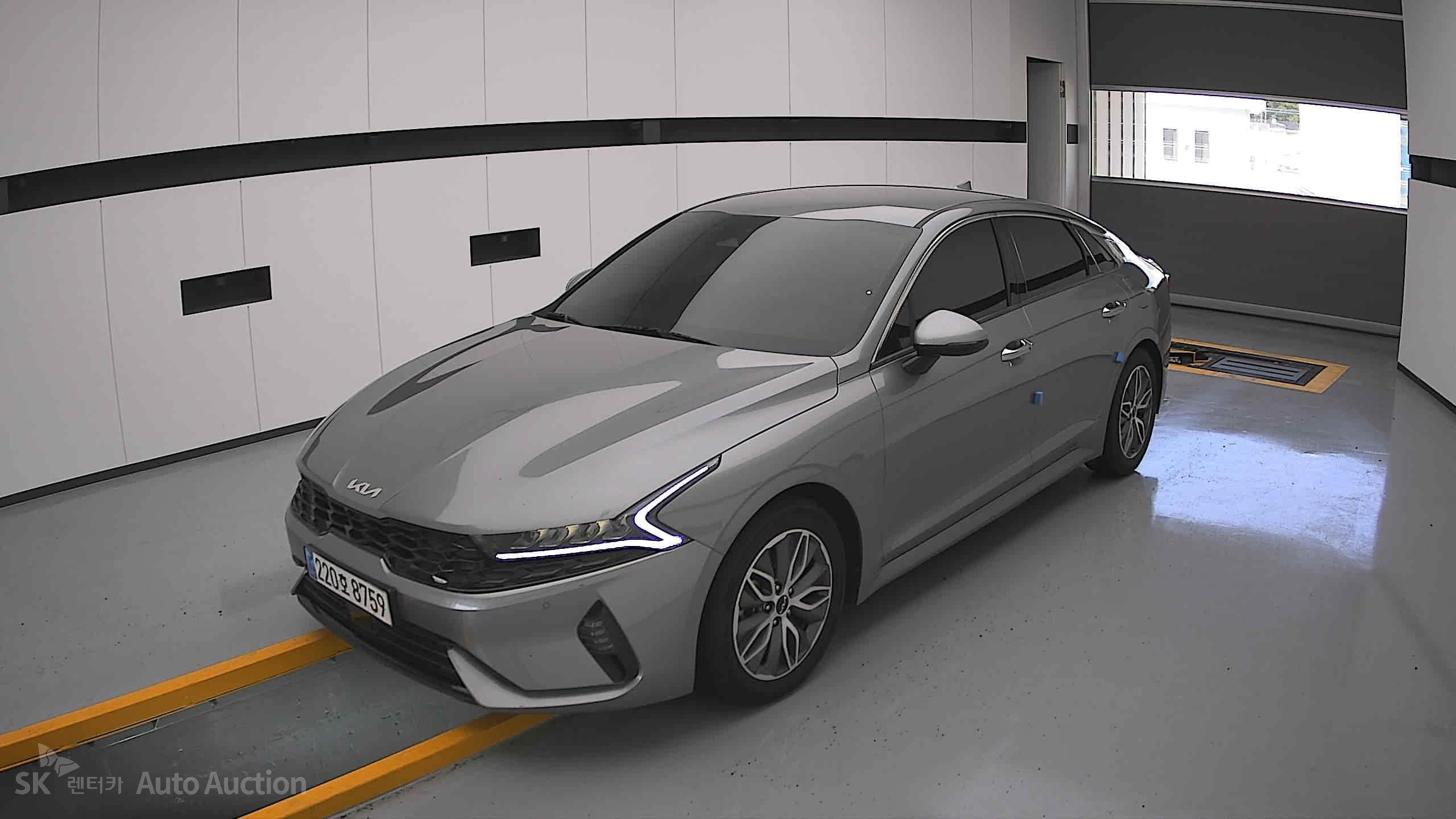 2023 - kia k5