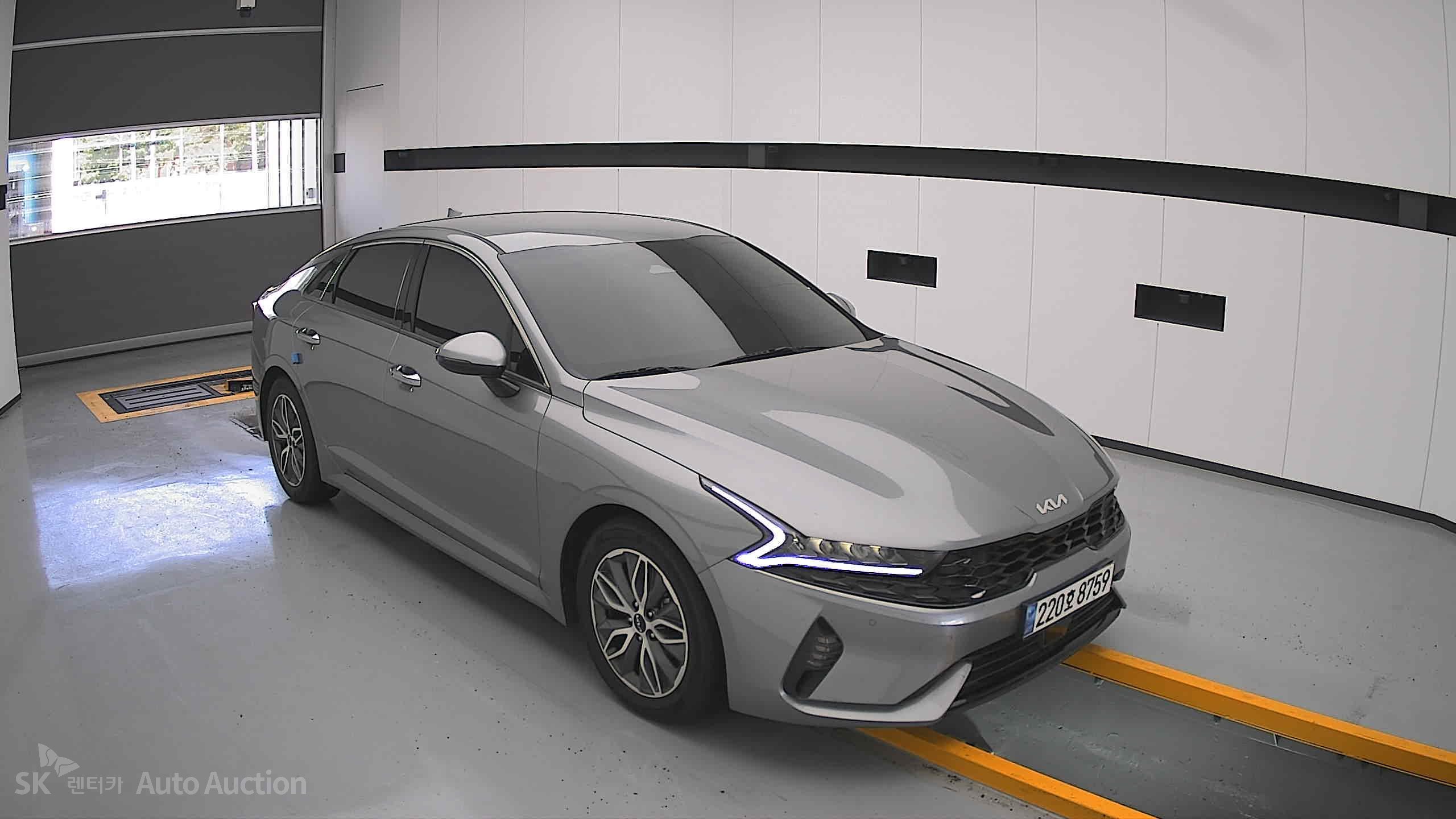 2023 - kia k5