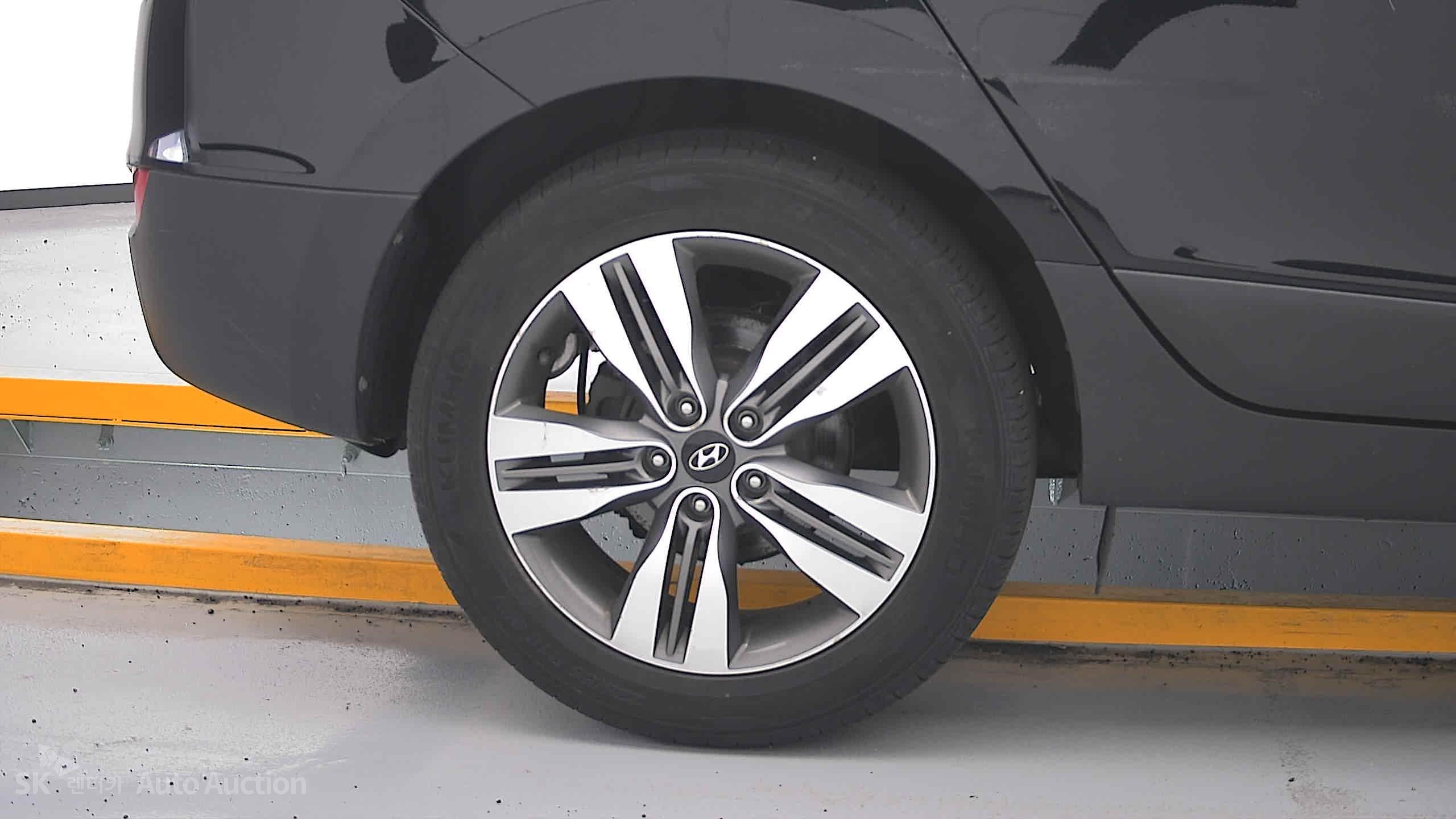 2014 - hyundai tucson