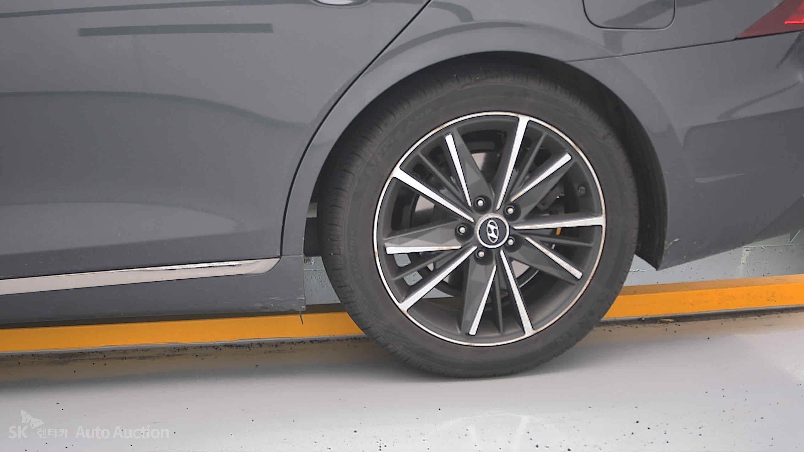 2023 - hyundai grandeur