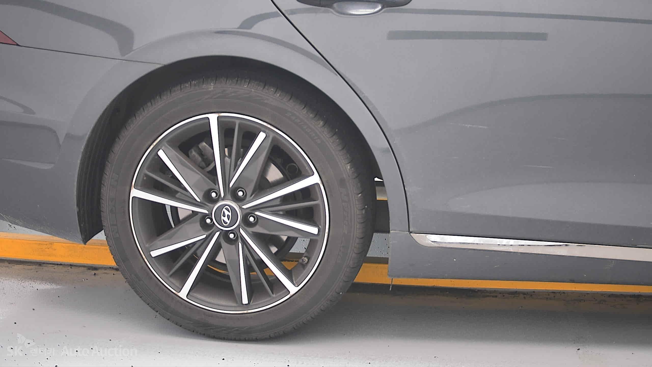 2023 - hyundai grandeur