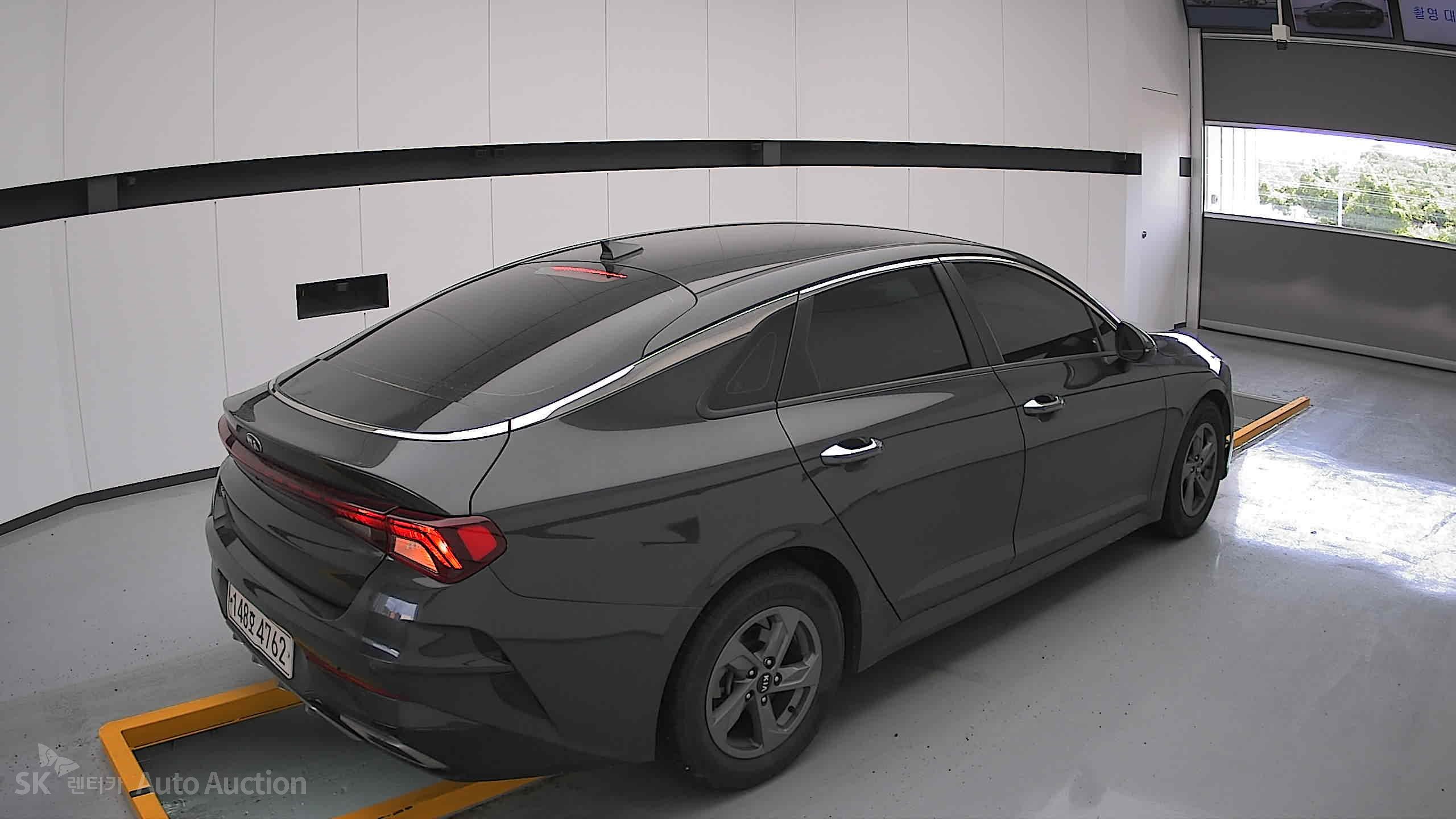 2021 - kia k5