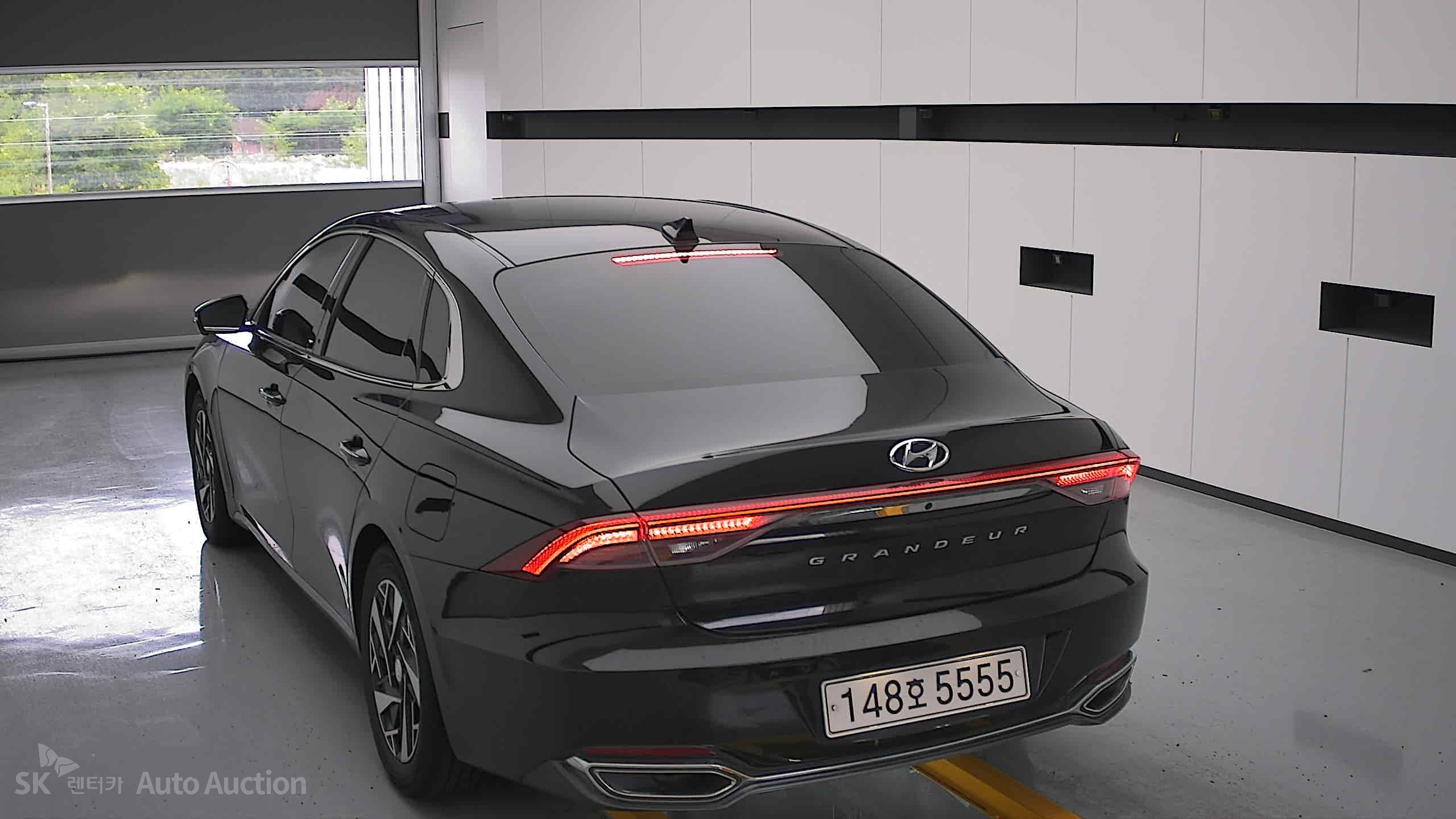 2022 - hyundai grandeur
