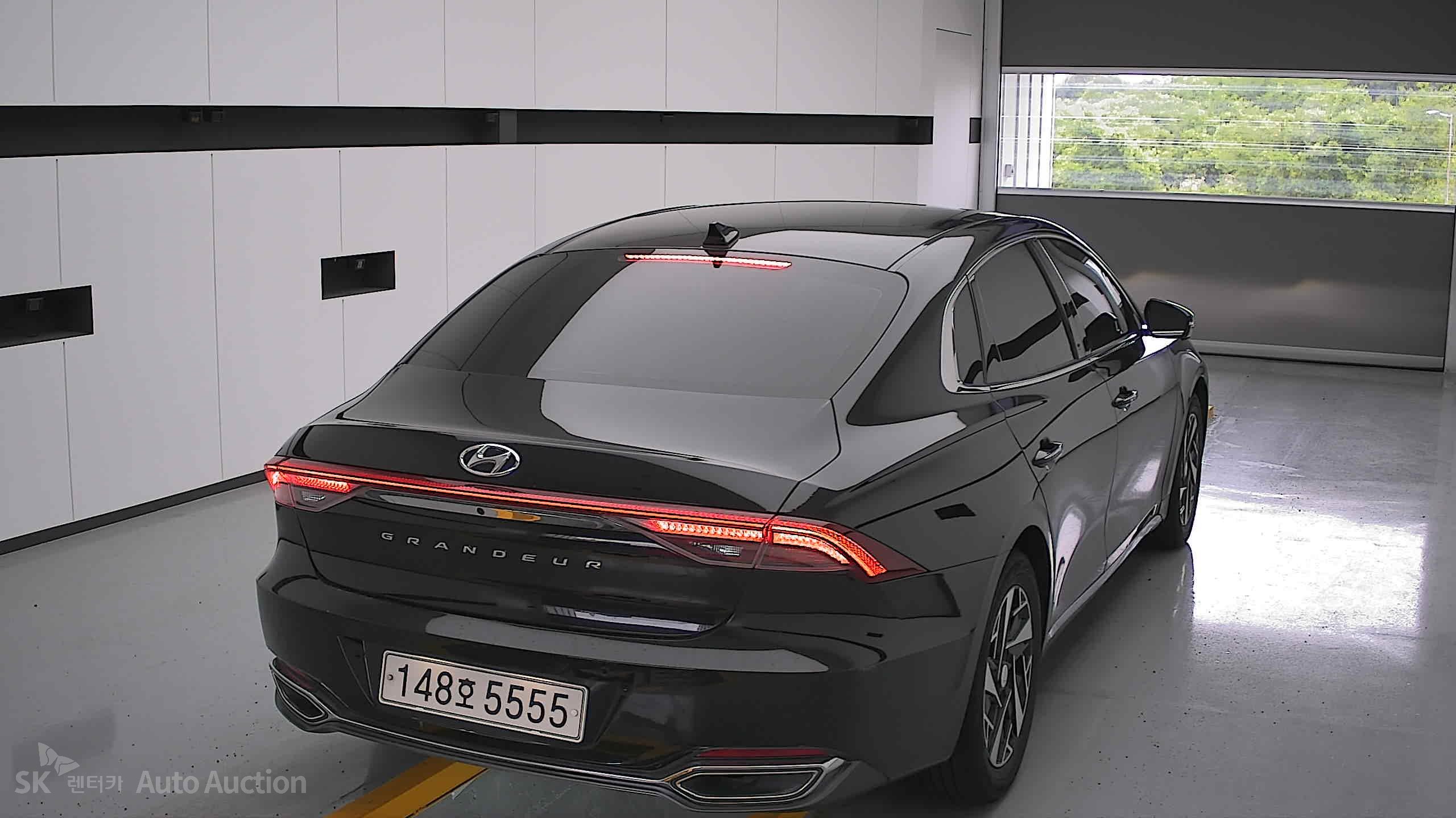2022 - hyundai grandeur