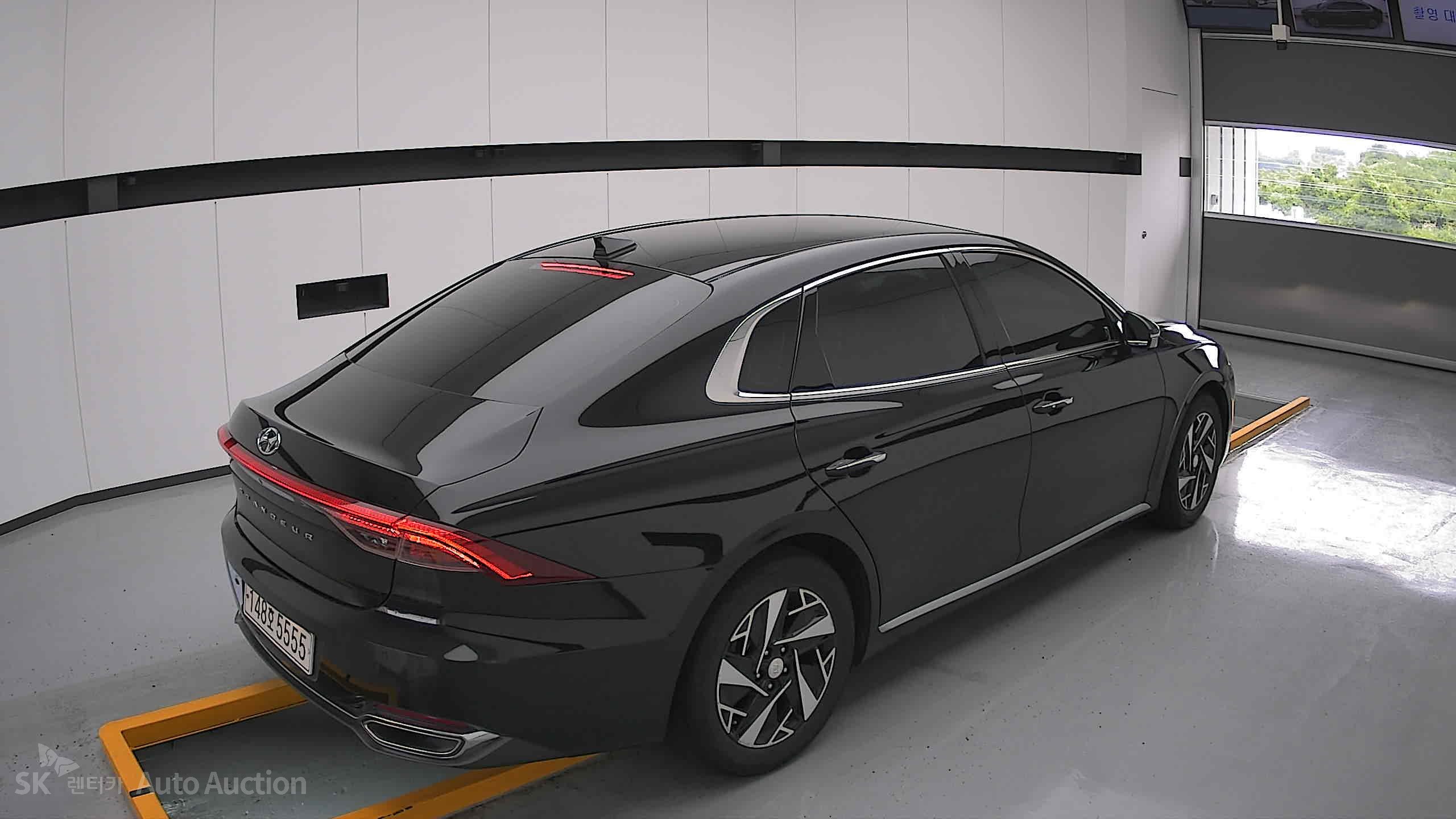 2022 - hyundai grandeur
