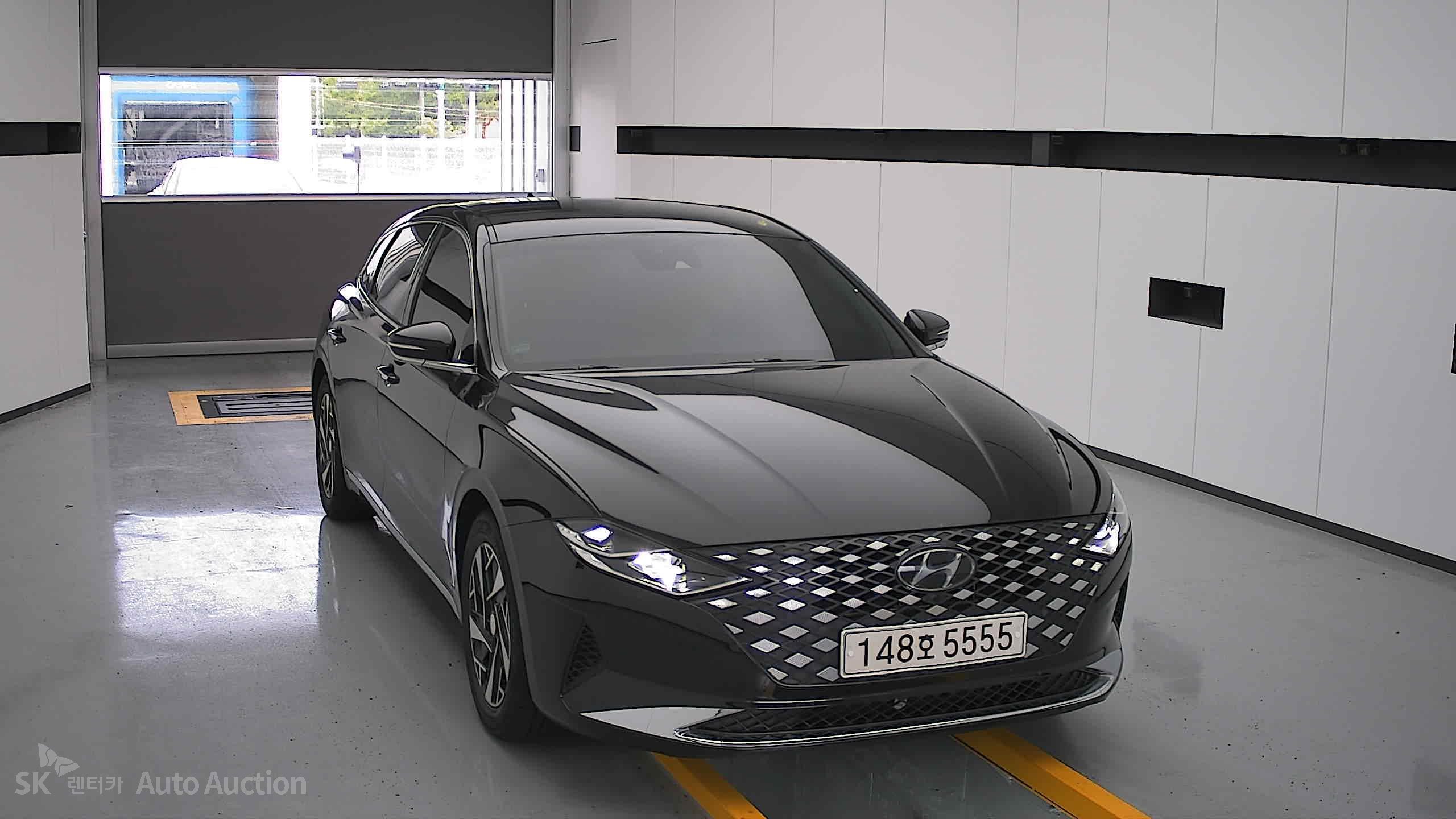 2022 - hyundai grandeur