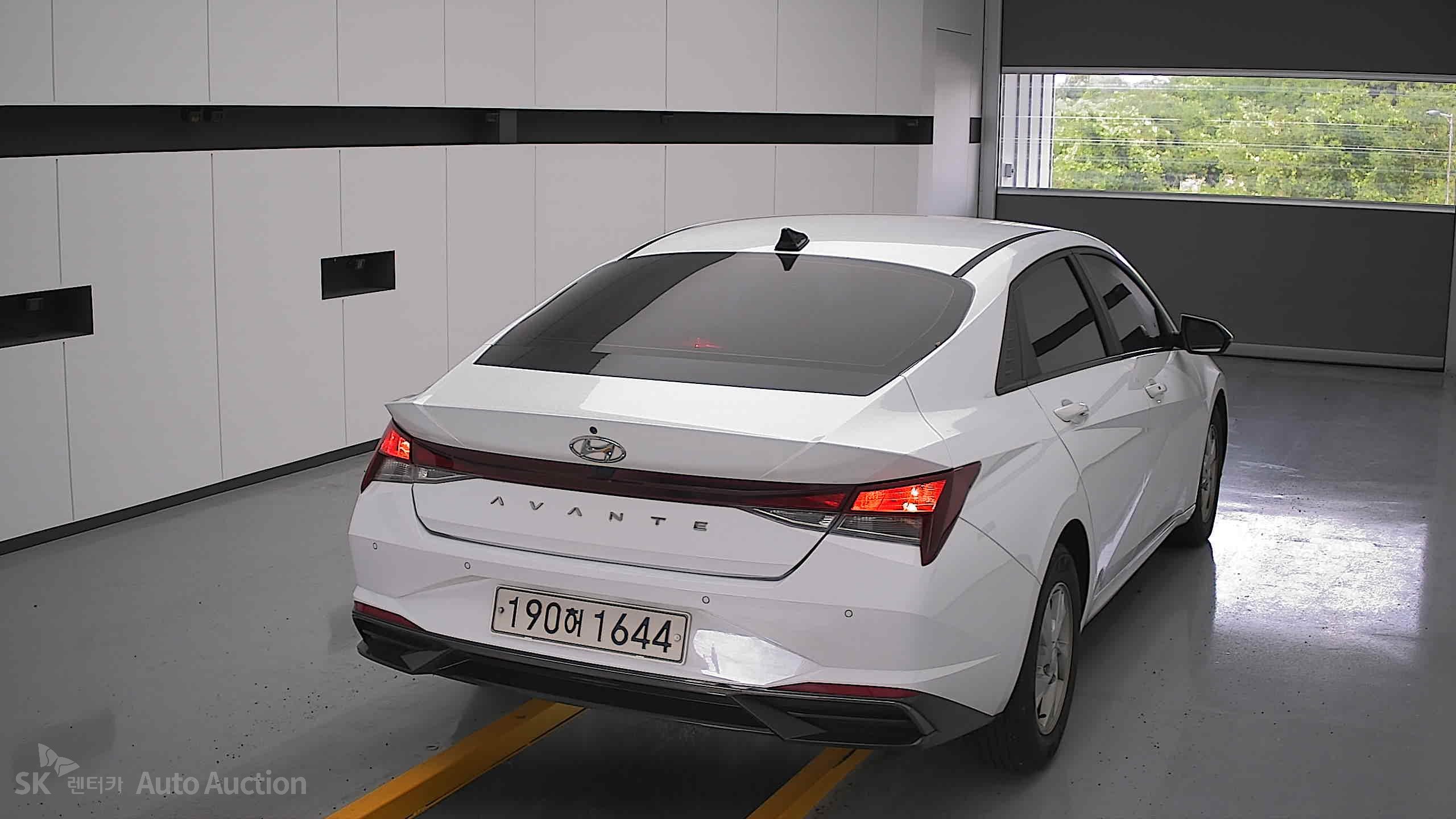 2021 - hyundai avante