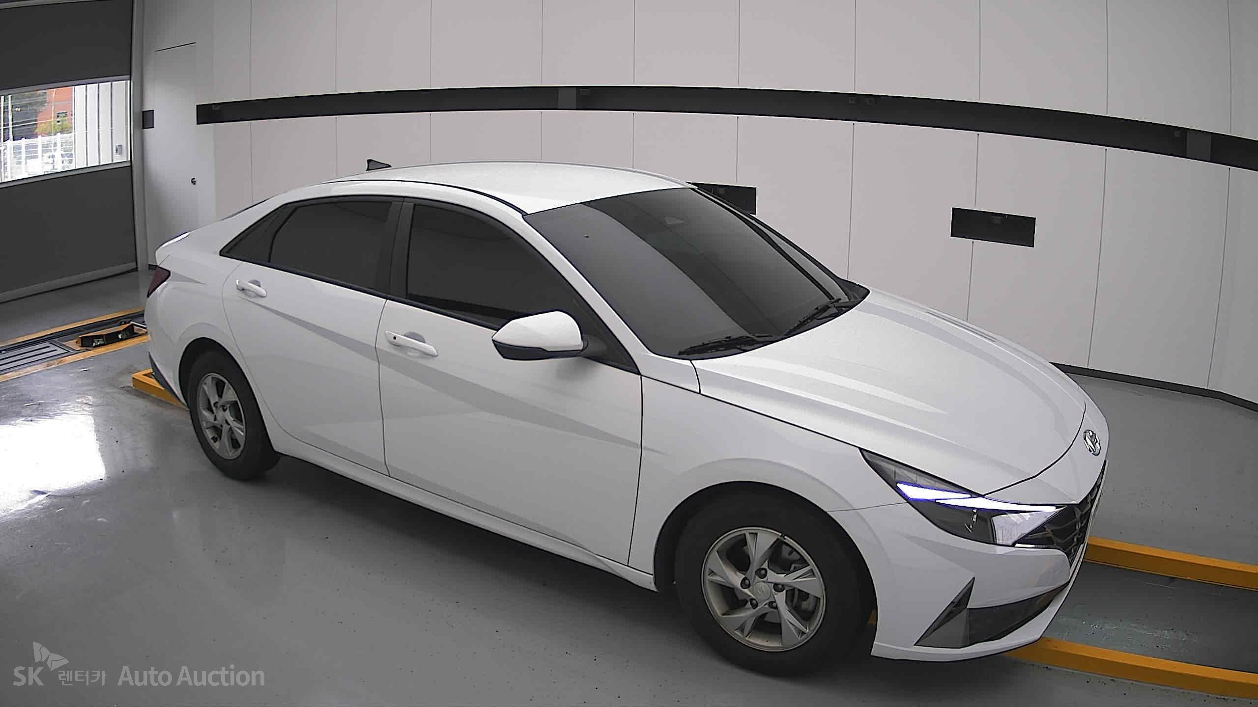 2021 - hyundai avante