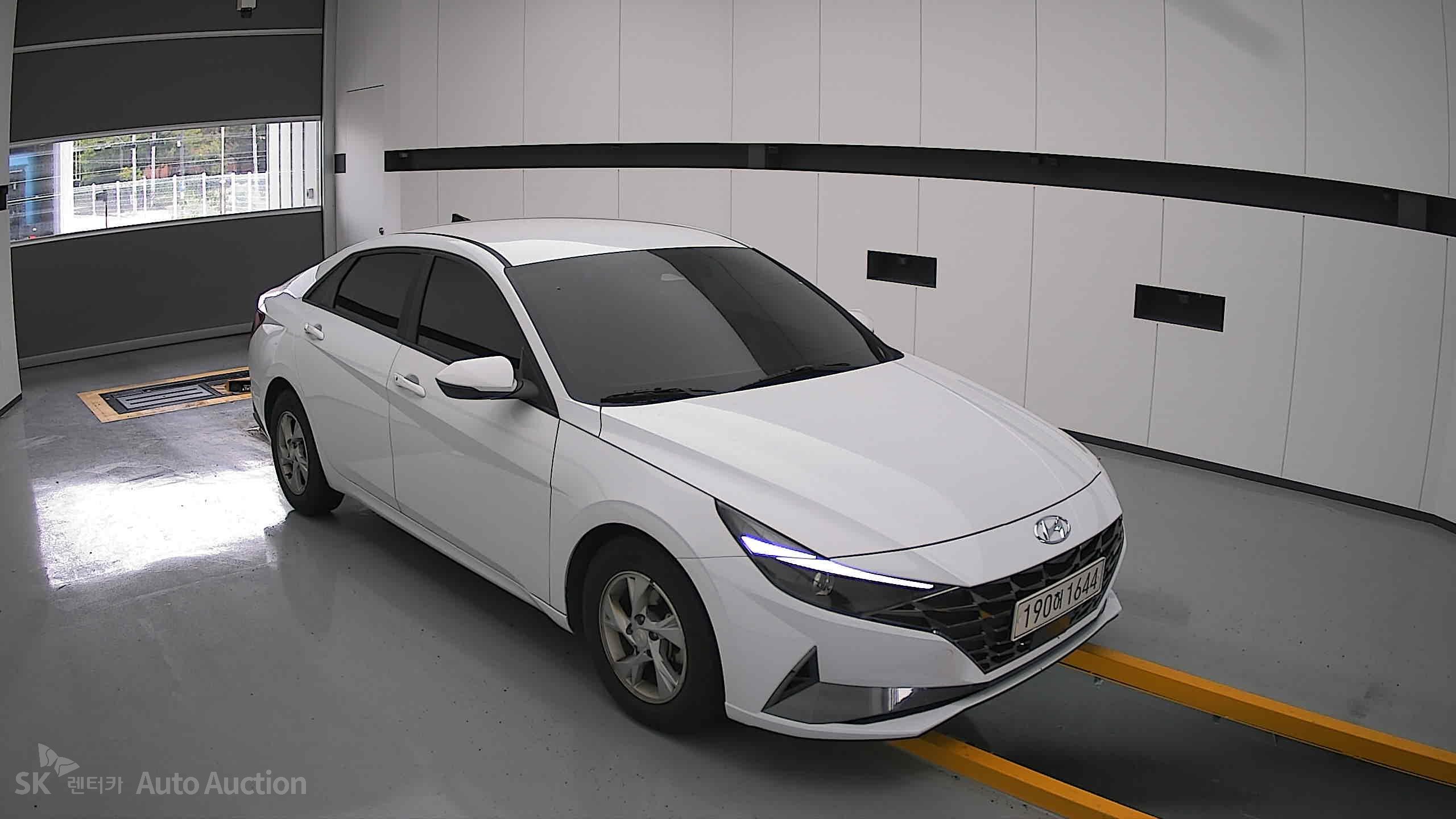 2021 - hyundai avante