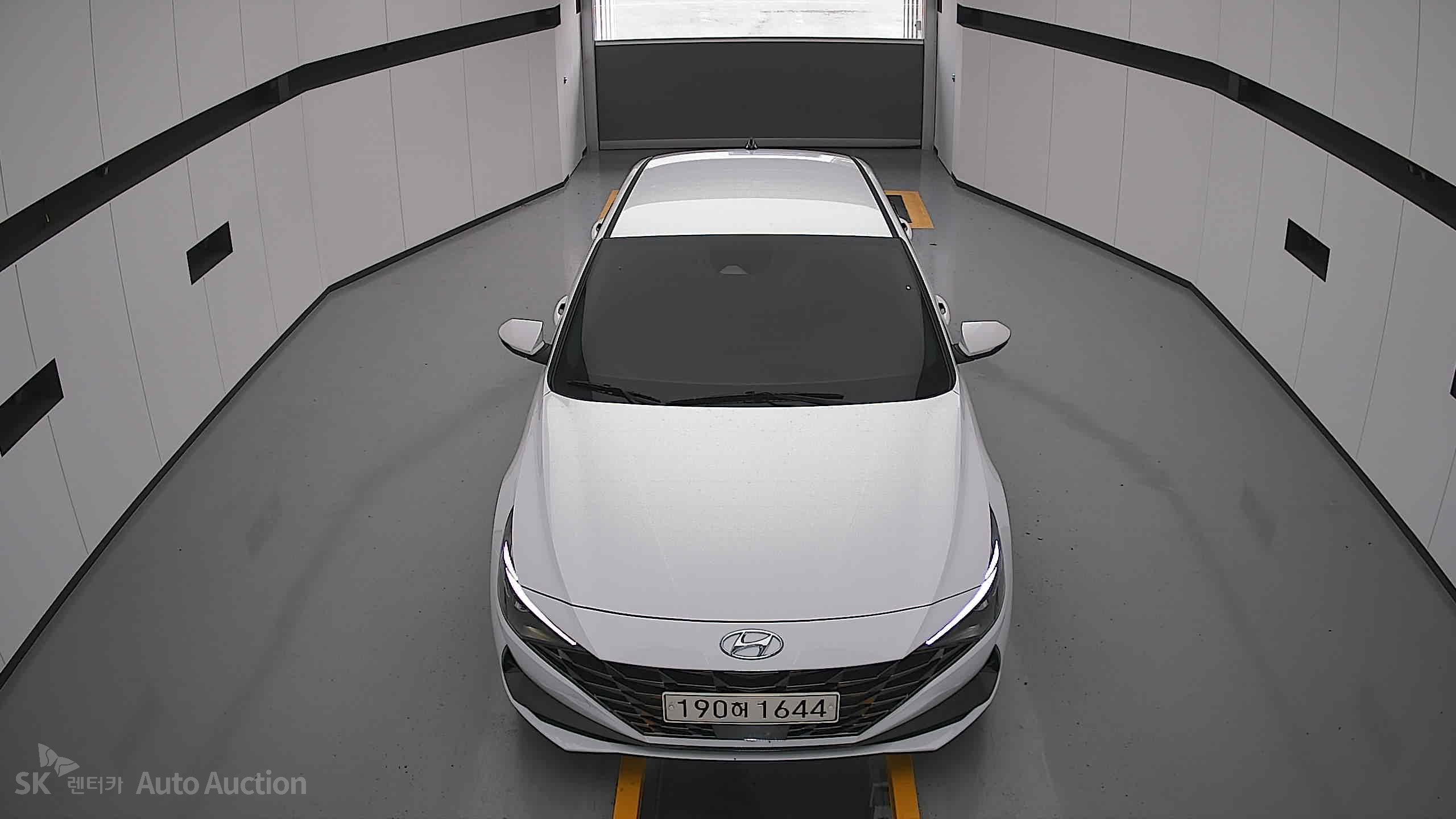 2021 - hyundai avante
