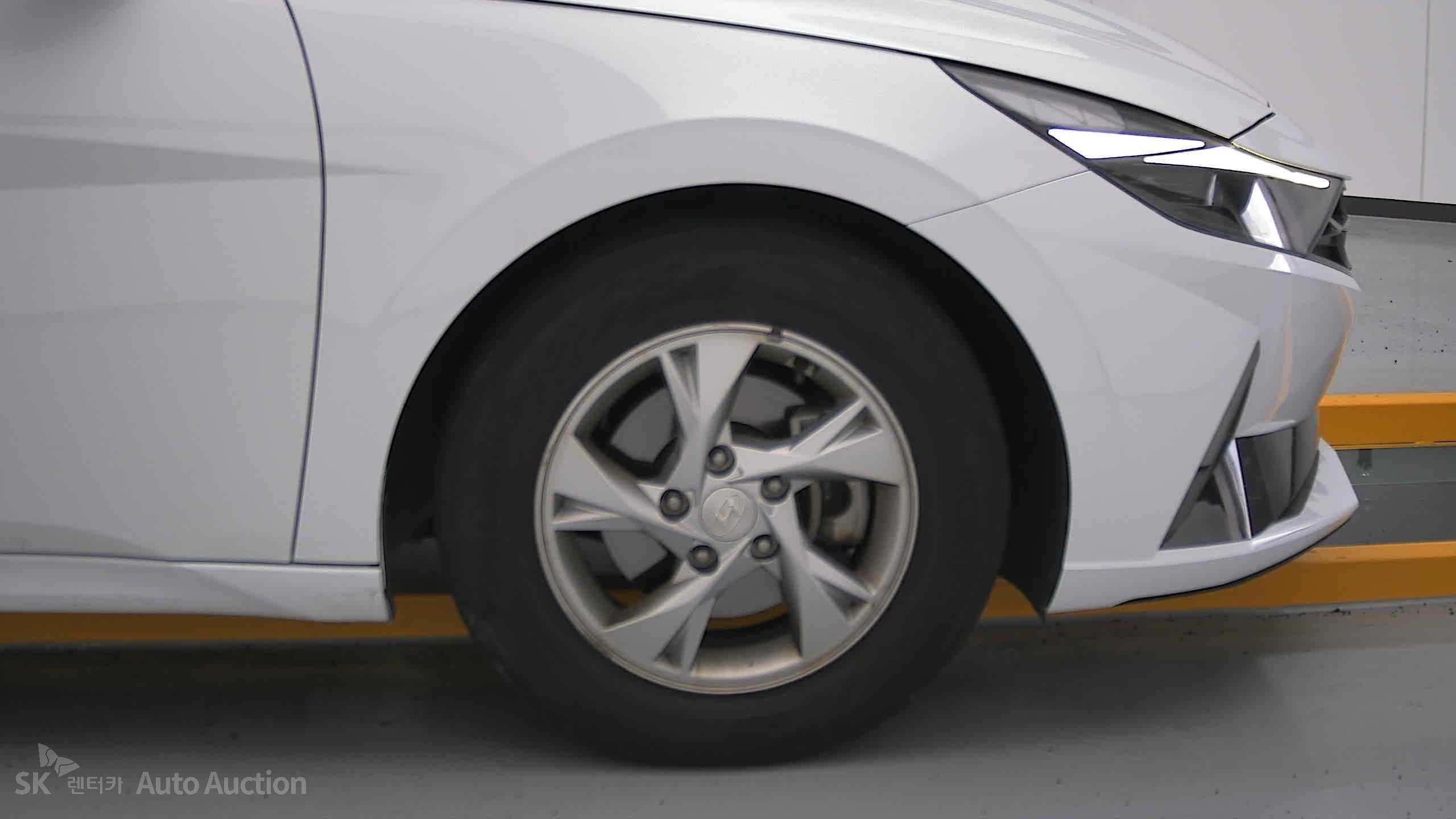 2021 - hyundai avante
