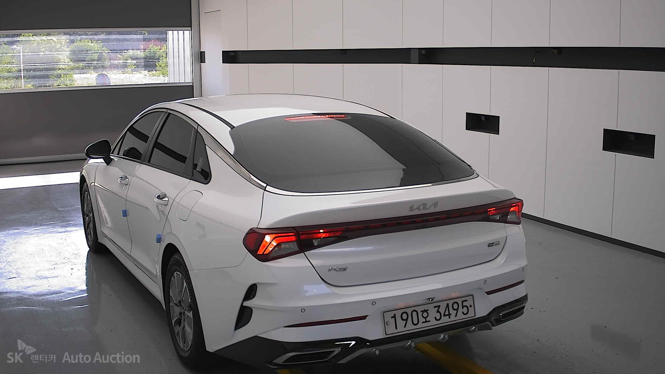 2022 - kia k5