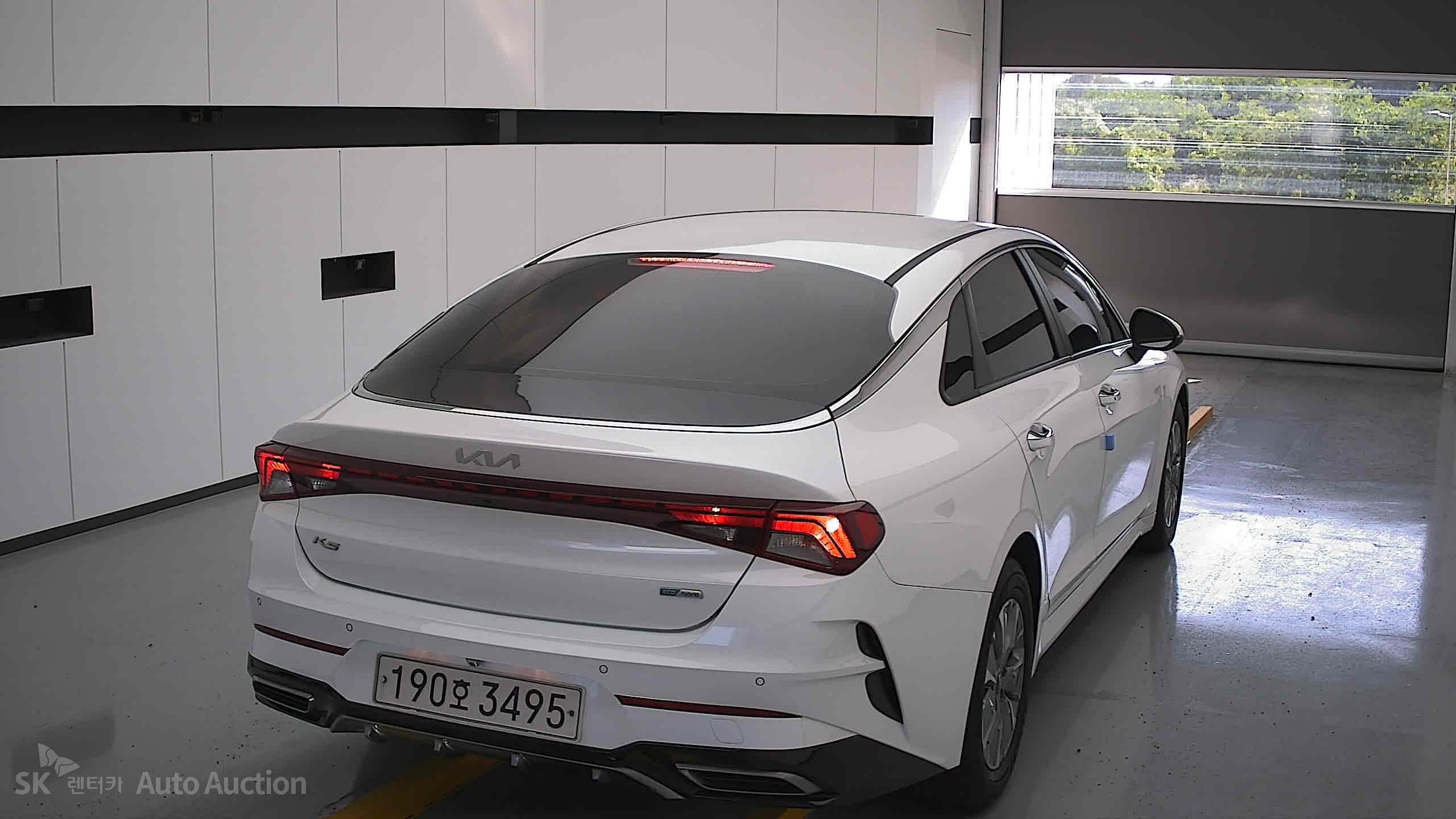 2022 - kia k5