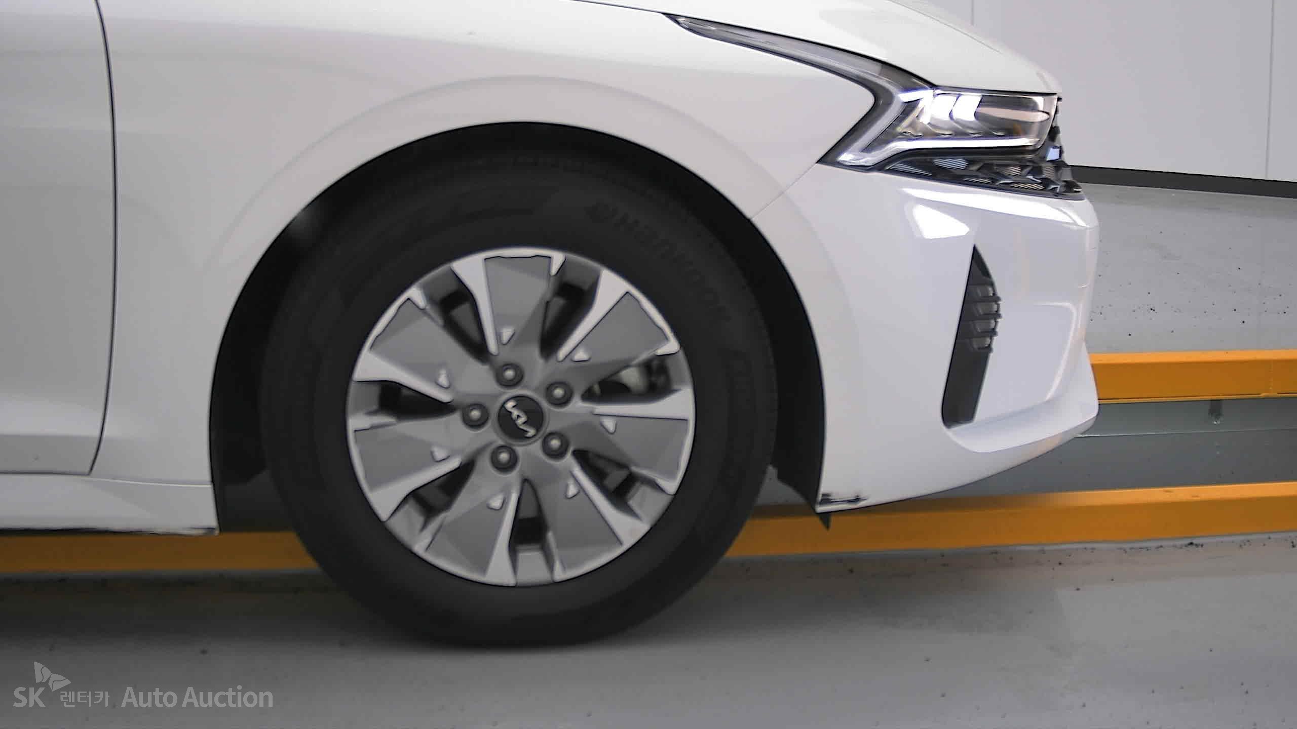 2022 - kia k5
