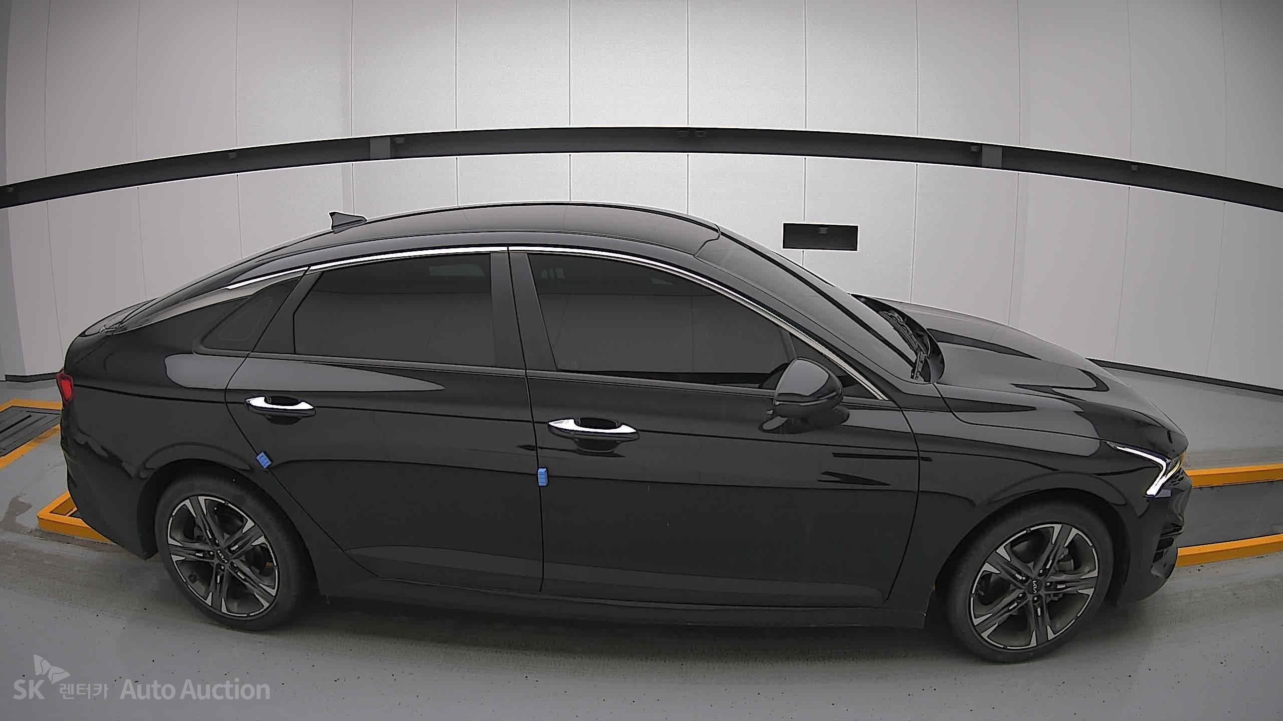2022 - kia k5