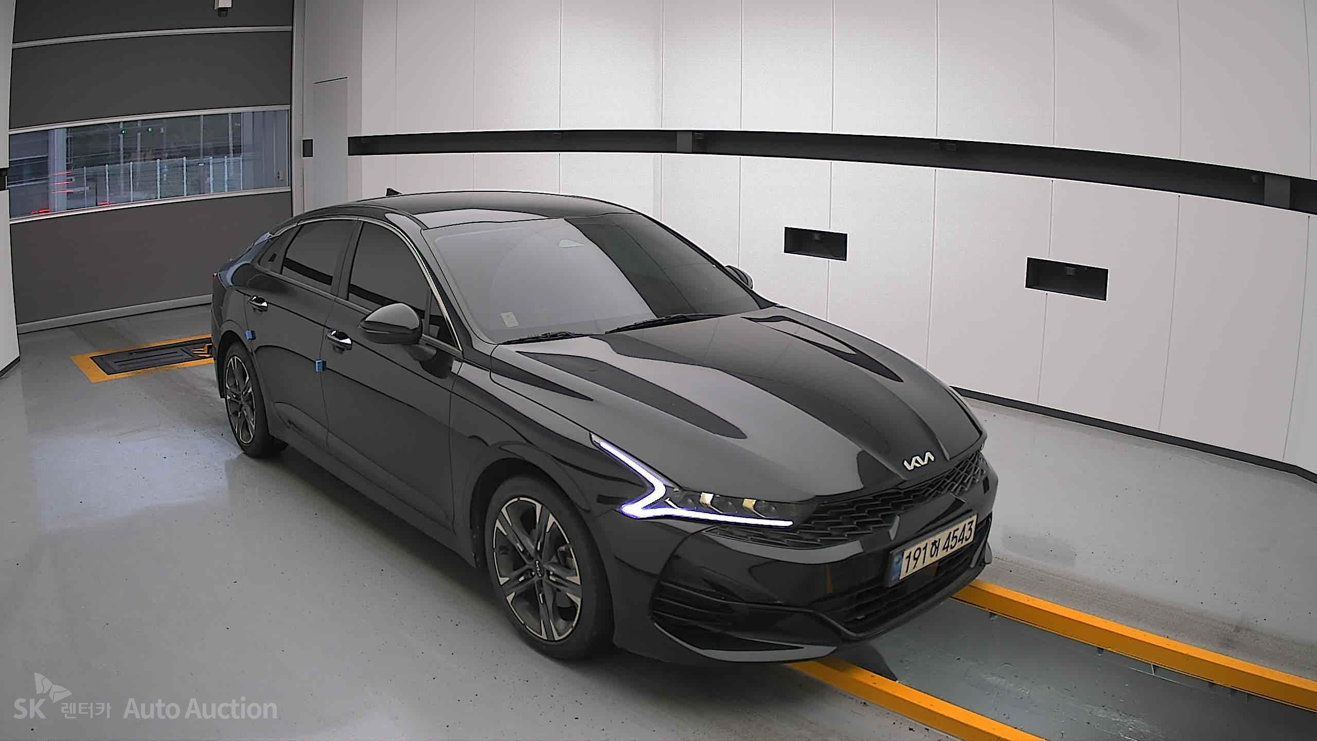 2022 - kia k5