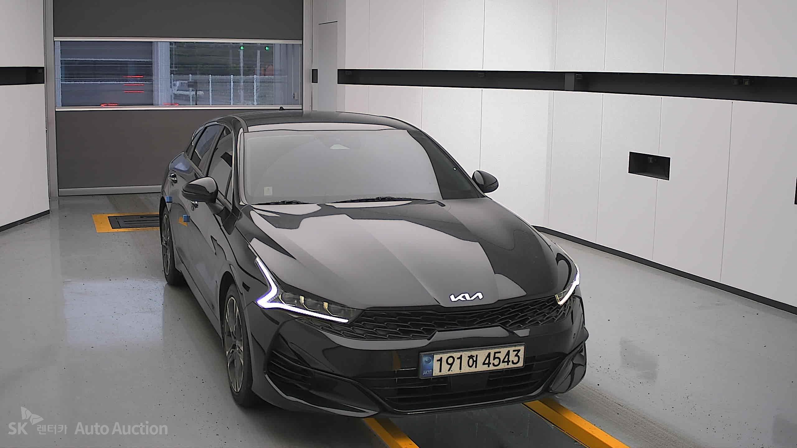 2022 - kia k5