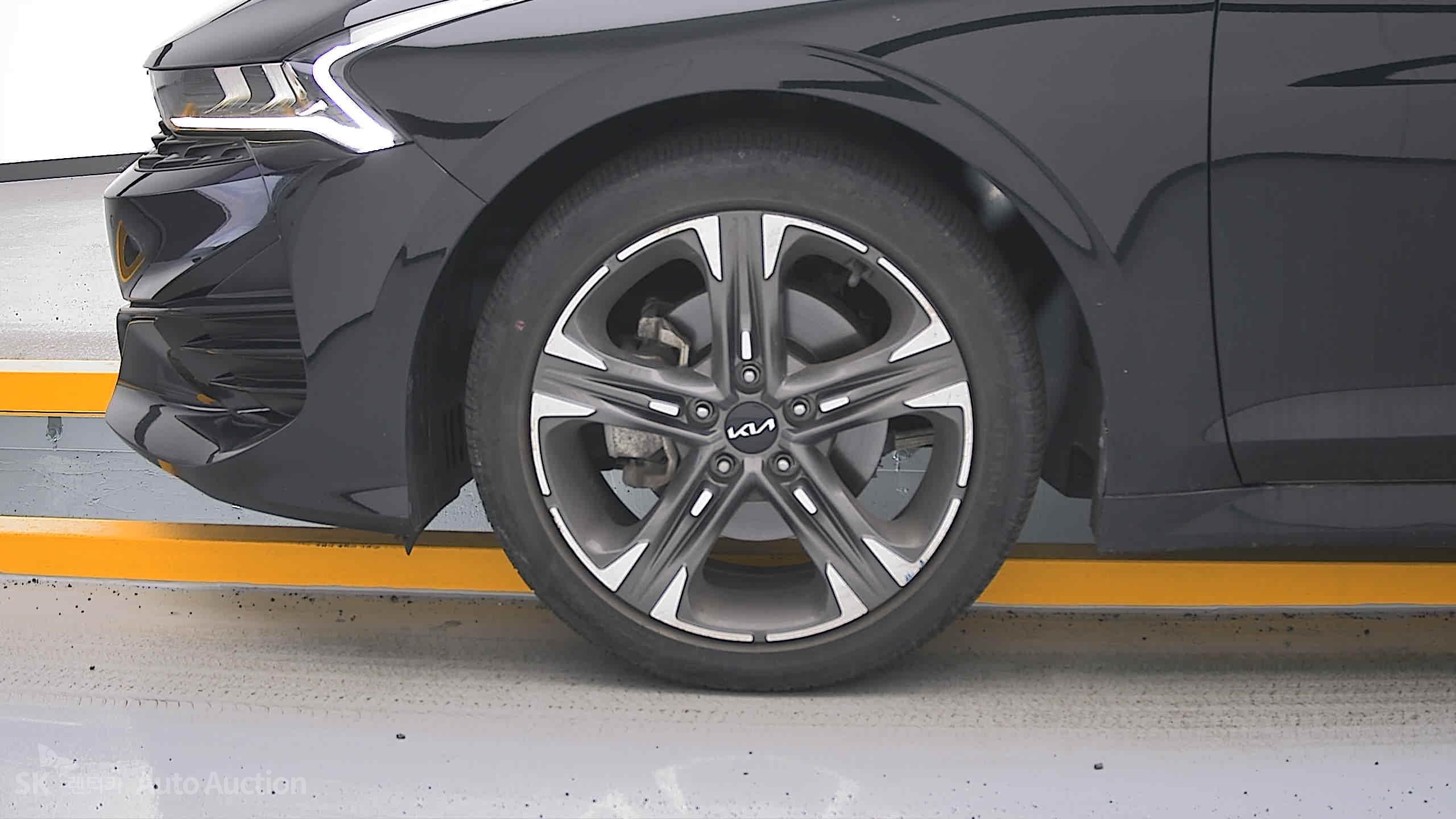 2022 - kia k5