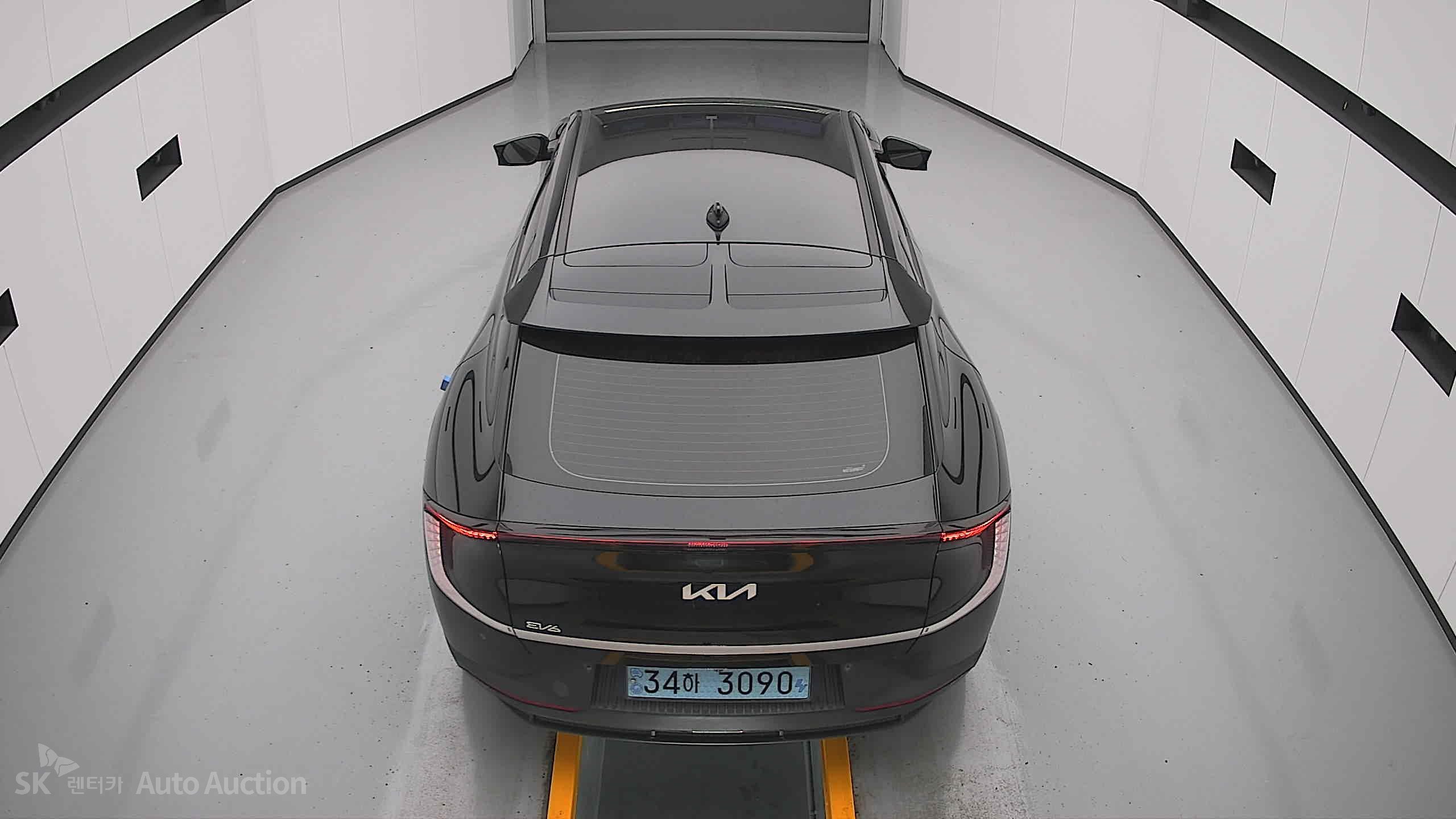 2022 - kia ev6