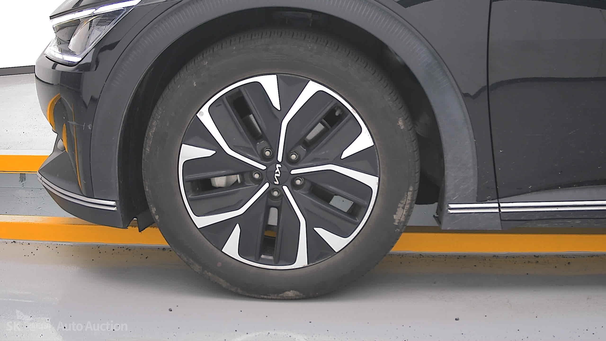 2022 - kia ev6