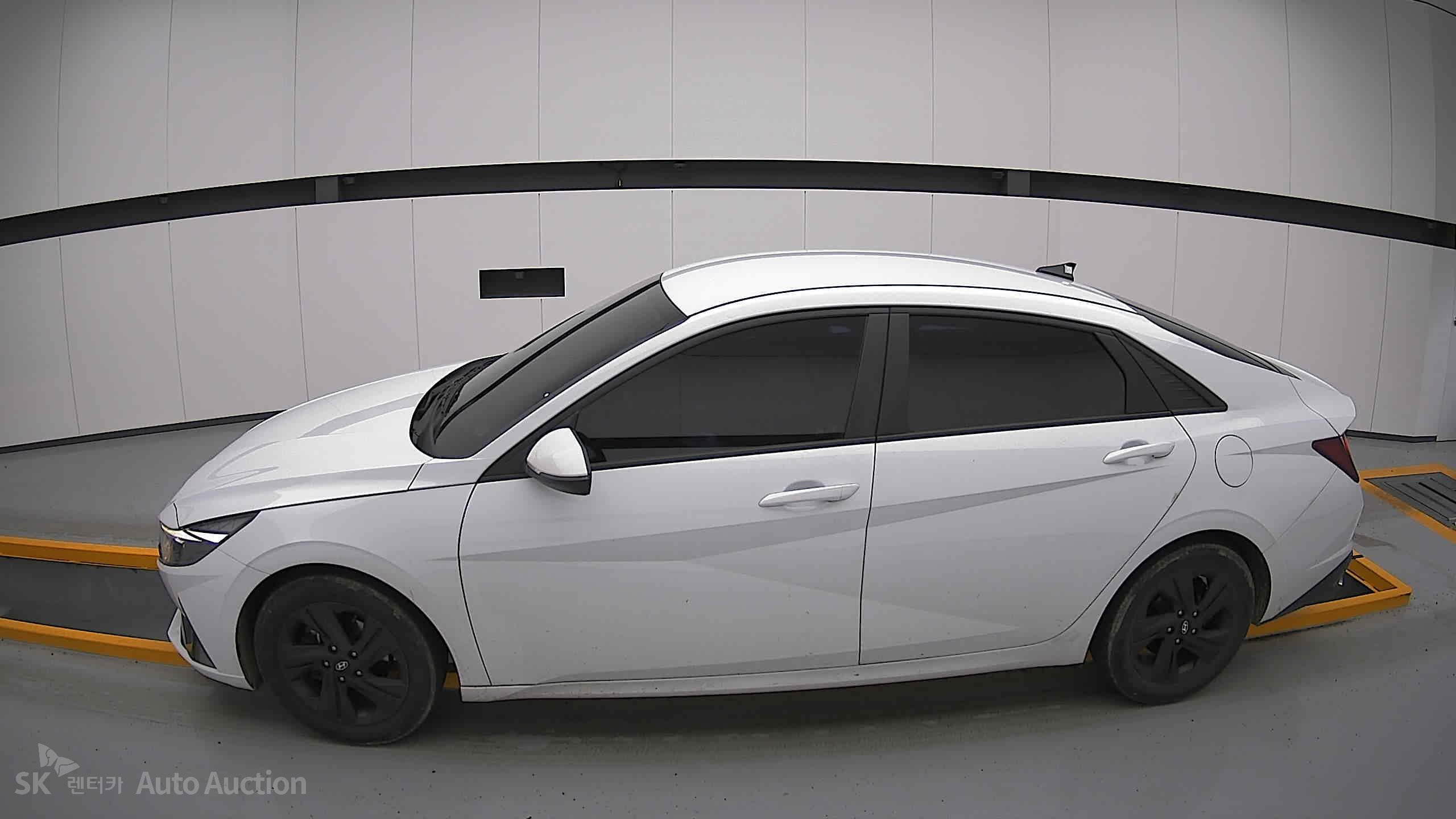 2023 - hyundai avante