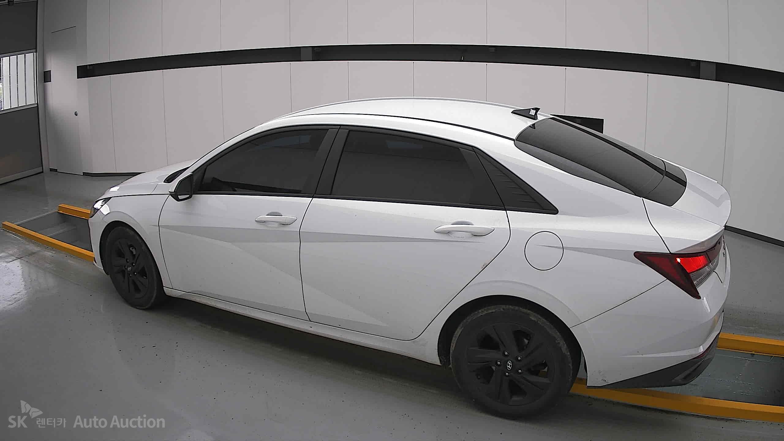 2023 - hyundai avante