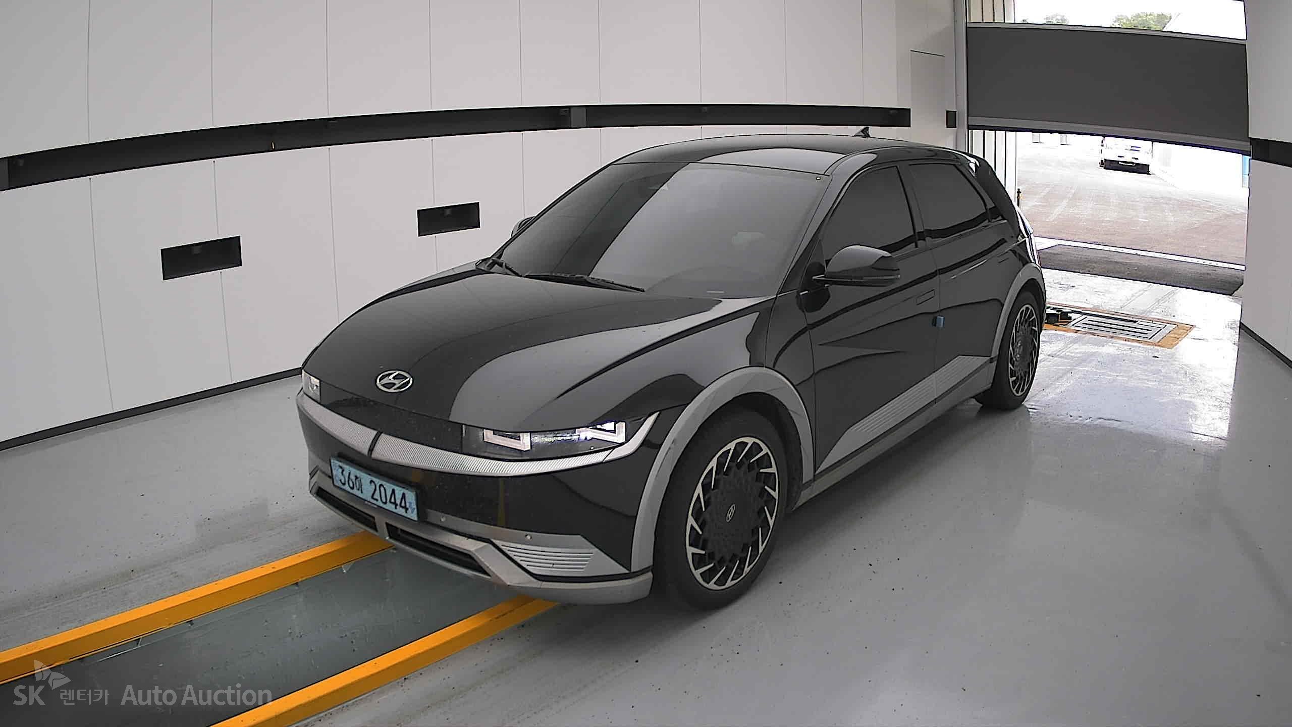 2022 - hyundai ioniq
