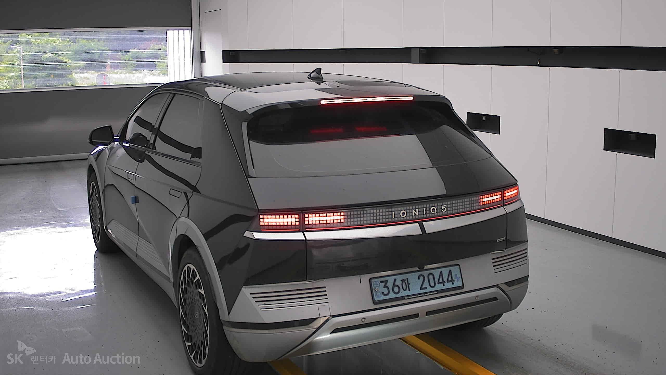 2022 - hyundai ioniq